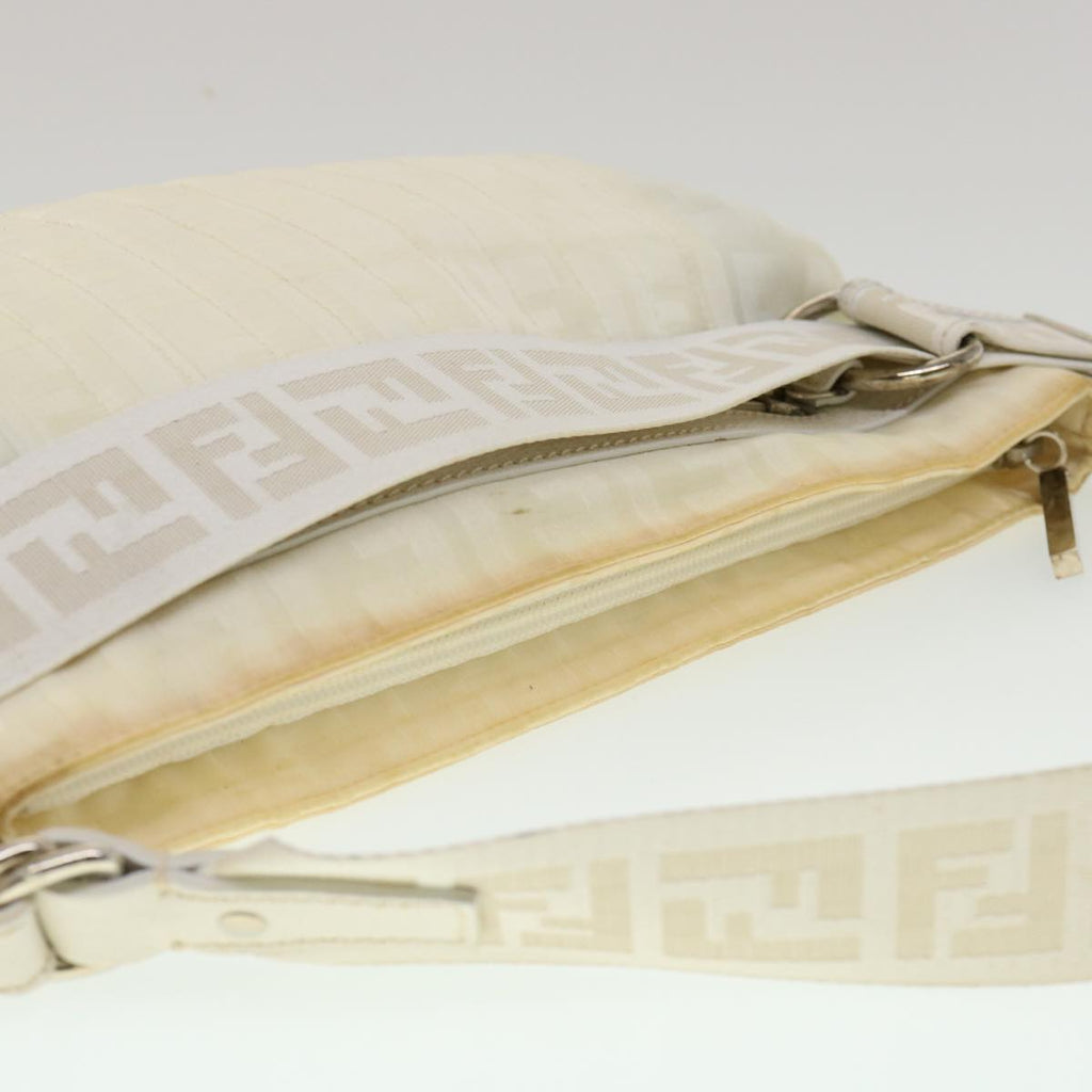 FENDI Zucca Canvas Shoulder Bag White rd2256