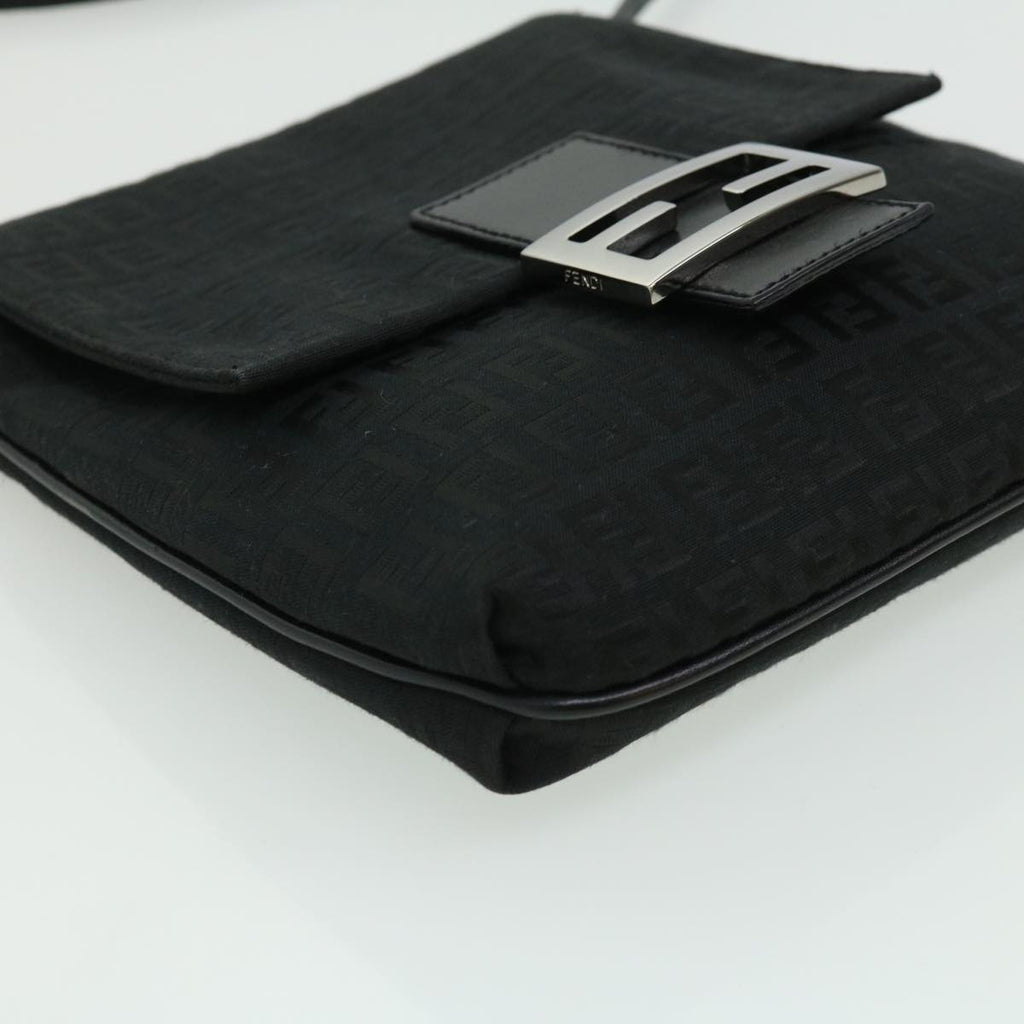 FENDI Zucchino Canvas Shoulder Bag Black rd2796