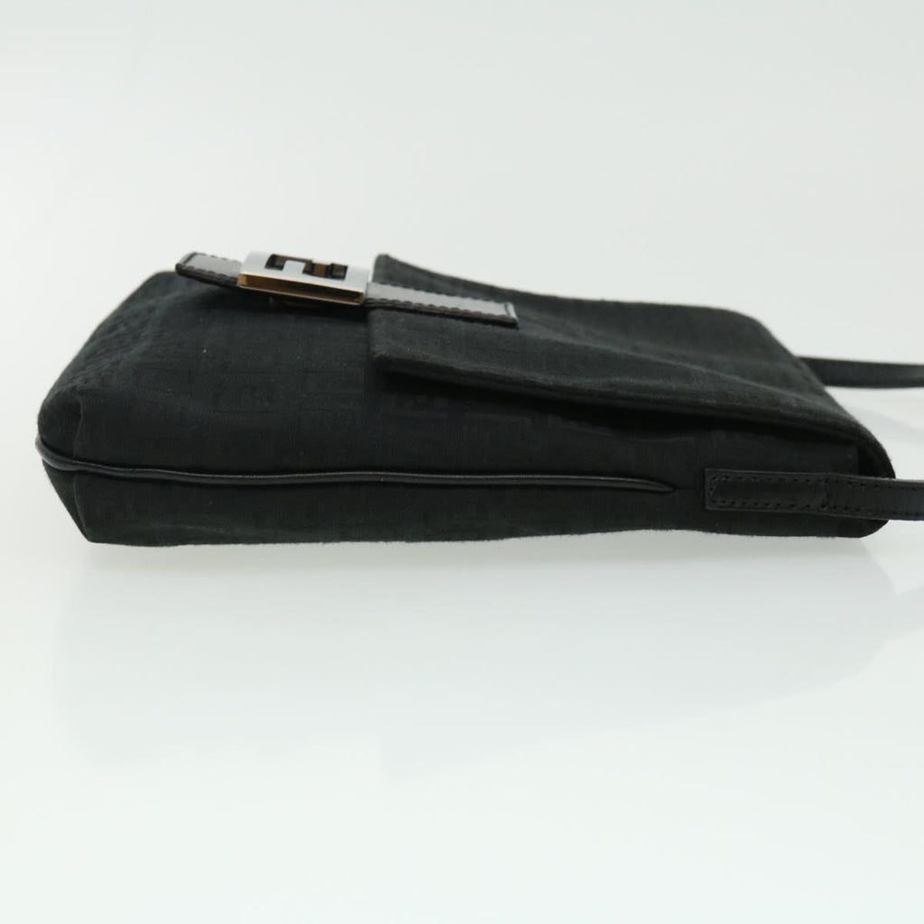FENDI Zucchino Canvas Shoulder Bag Black rd2796