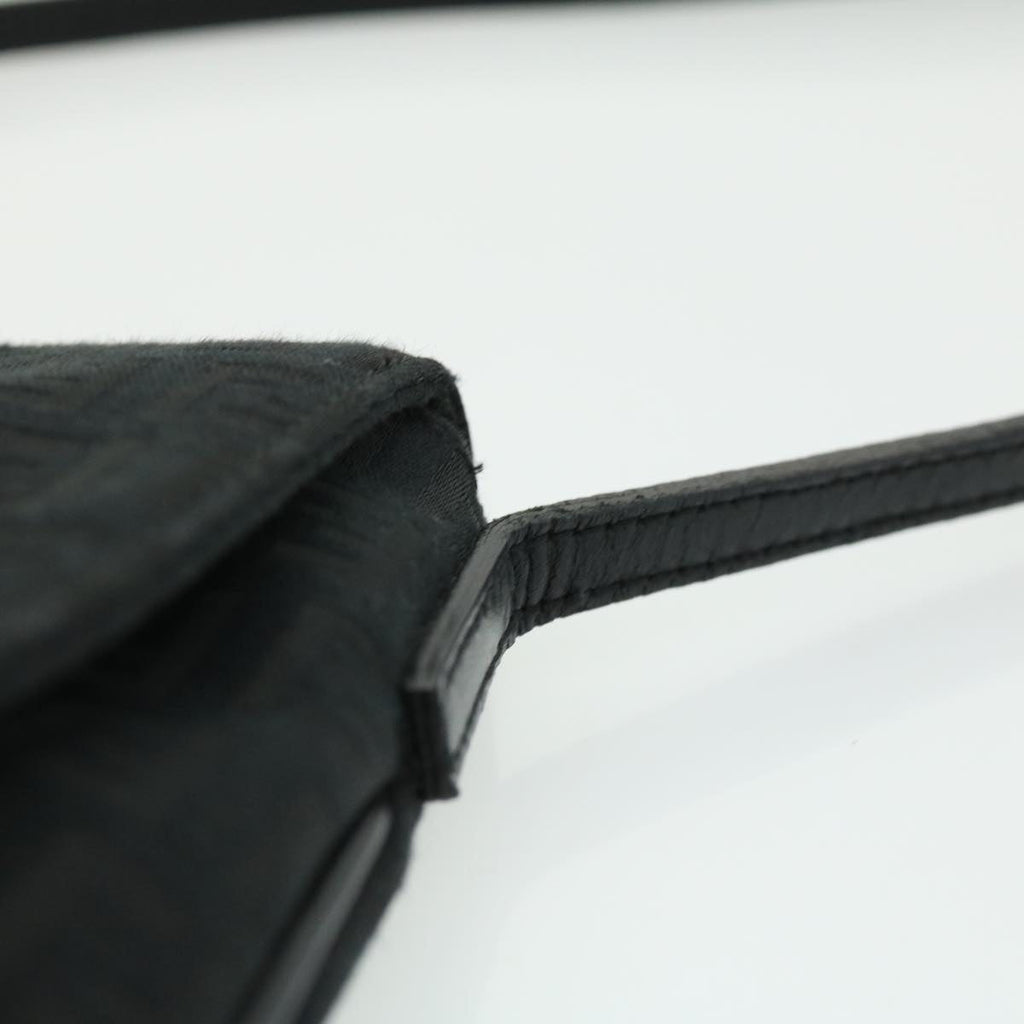 FENDI Zucchino Canvas Shoulder Bag Black rd2796