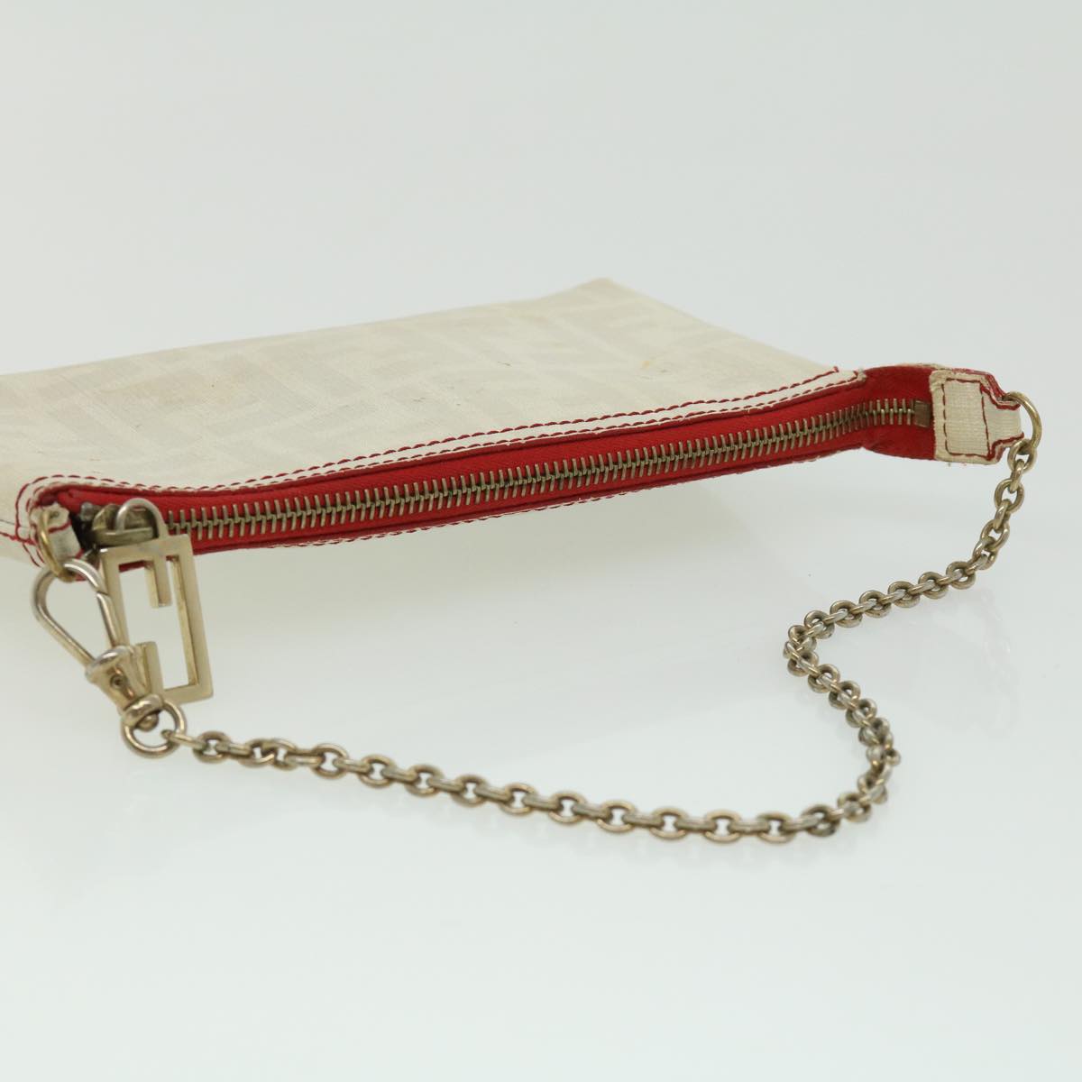 FENDI Zucca Canvas Chain Pouch White rd2884