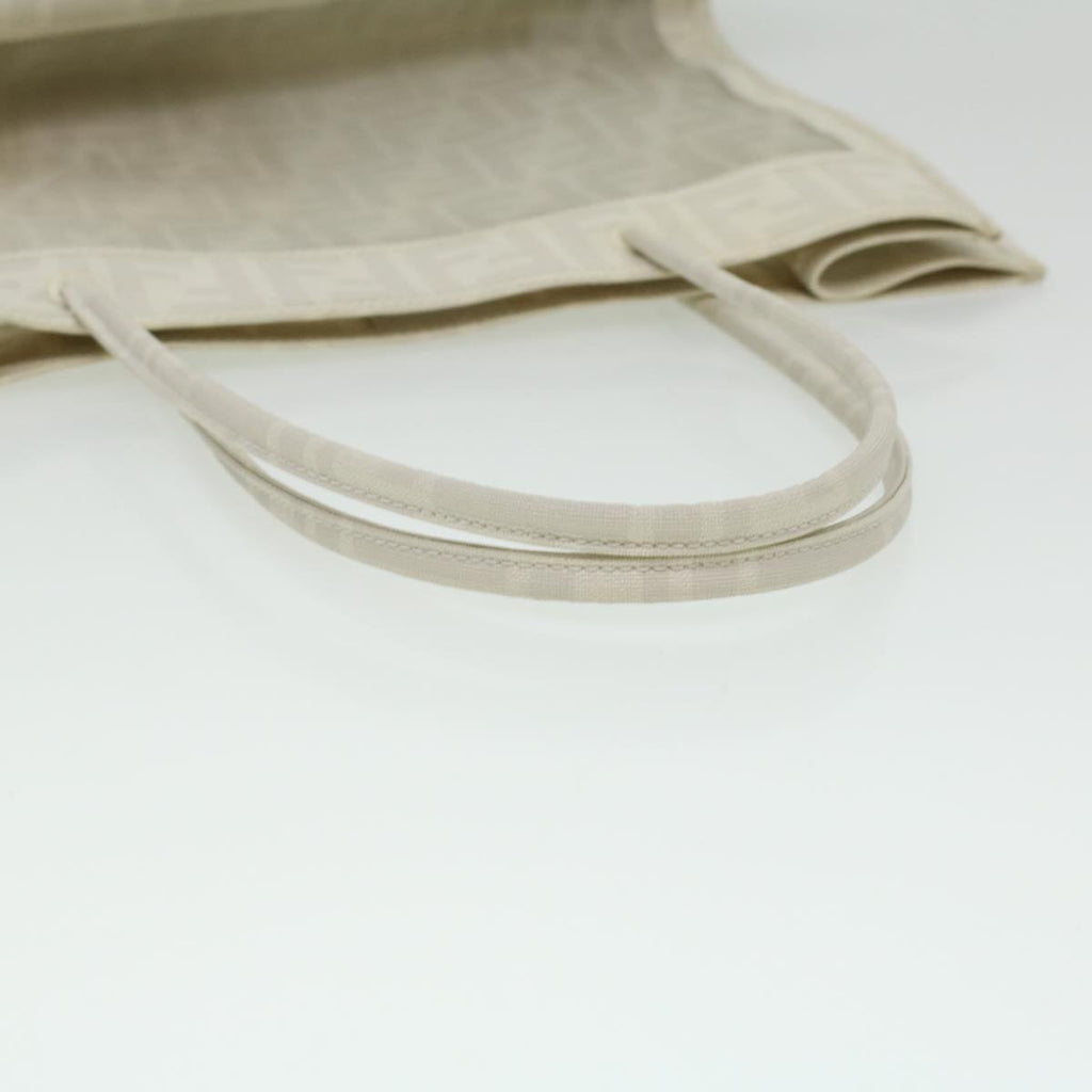 FENDI Zucca Canvas Tote Bag White rd4162
