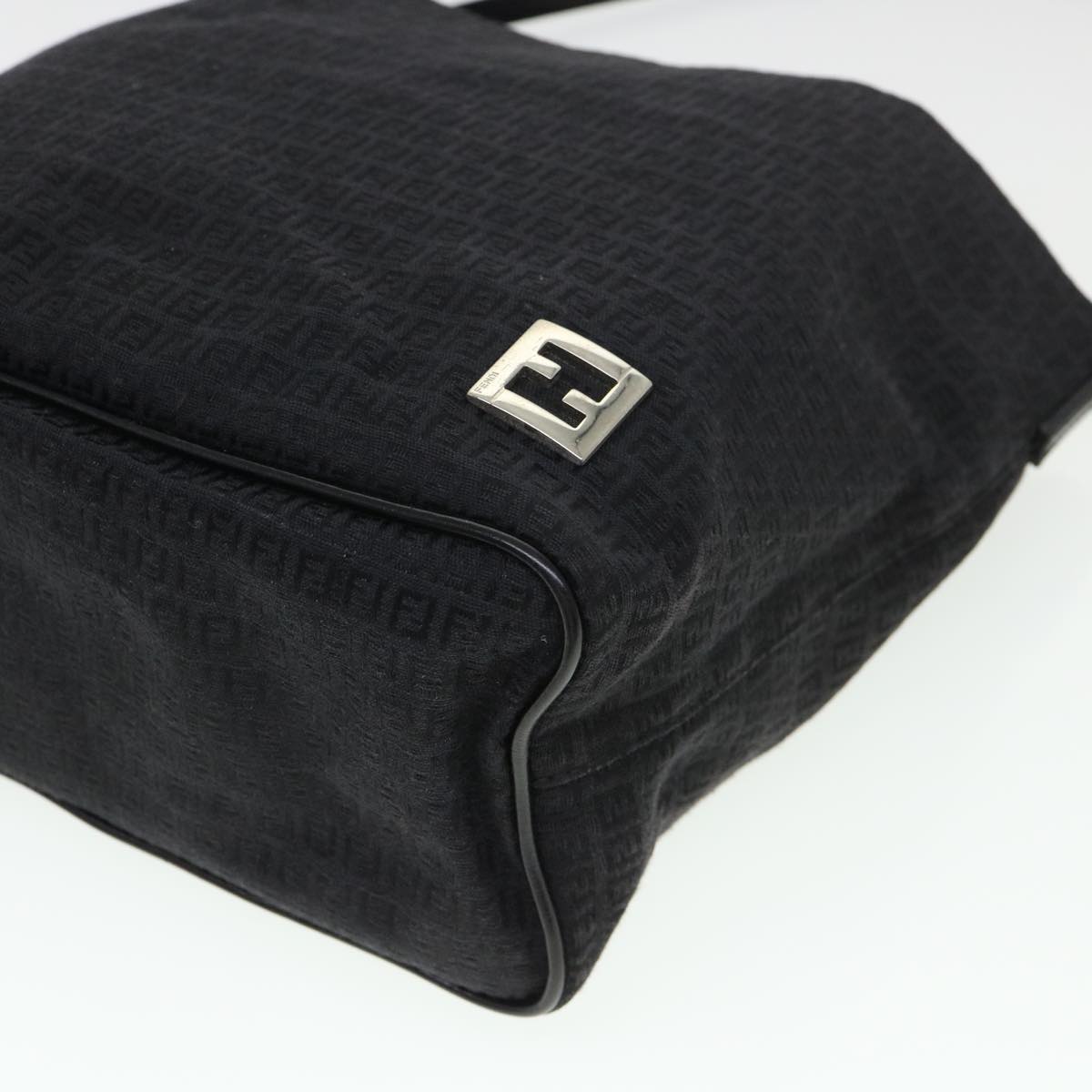FENDI Zucchino Canvas Shoulder Bag Black rd4513