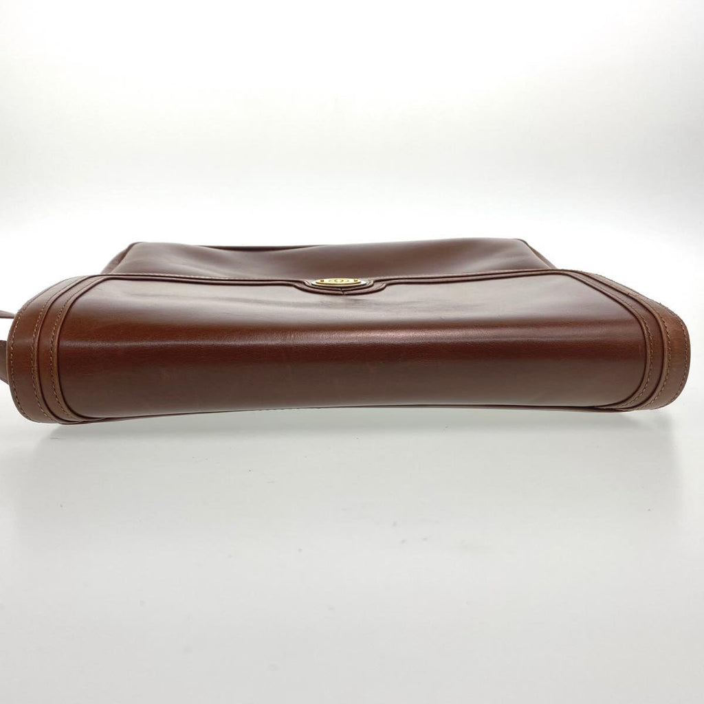 GUCCI Leather Shoulder Bag Brown rd458