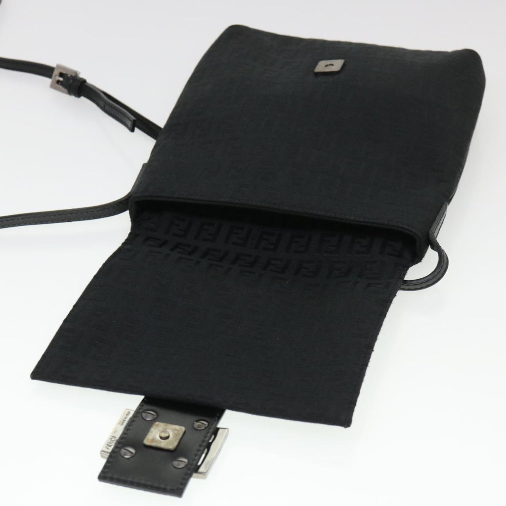 FENDI Zucchino Canvas Shoulder Bag Black 2288-8BT075-JQ5-088 rd4687