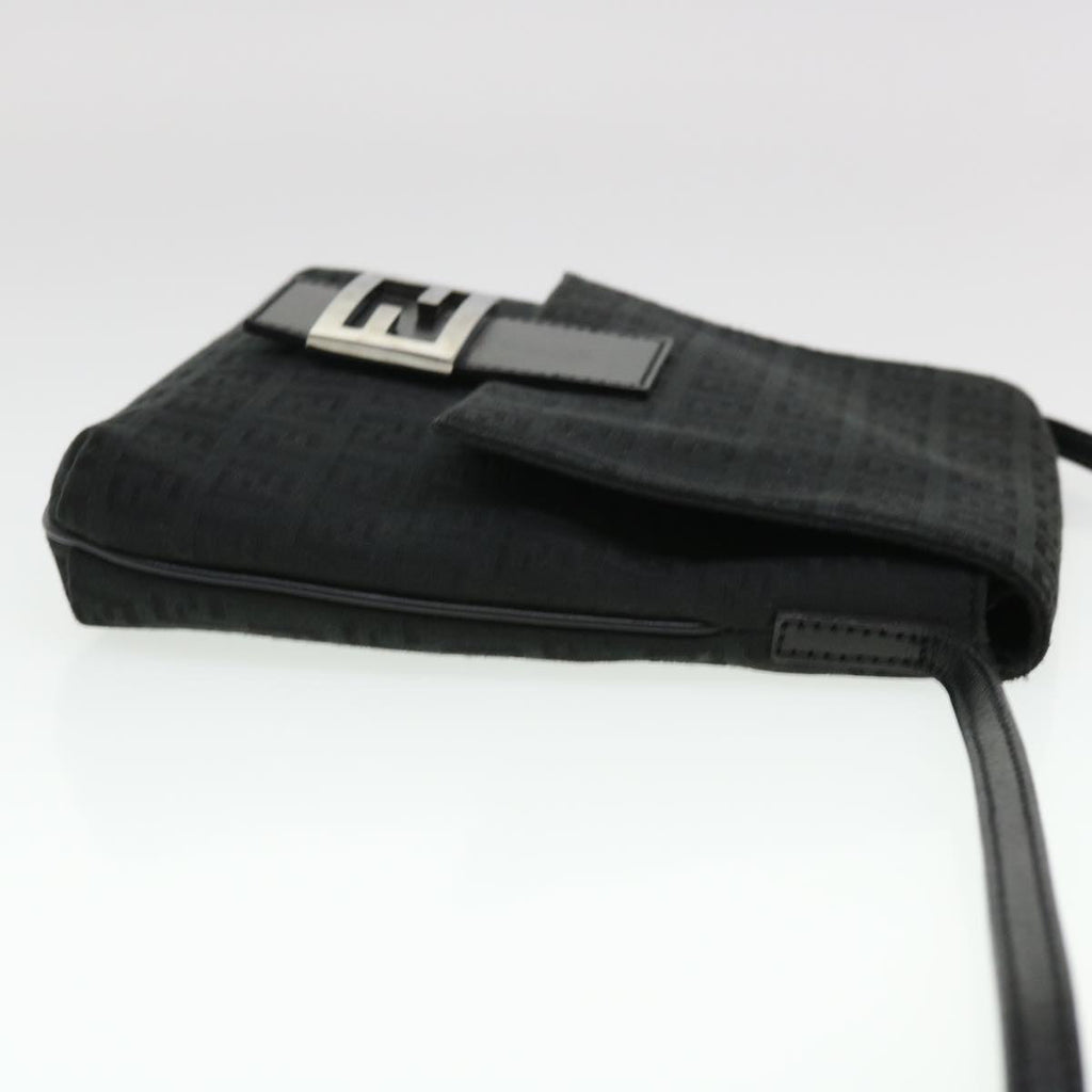 FENDI Zucchino Canvas Shoulder Bag Black 2288-8BT075-JQ5-088 rd4687