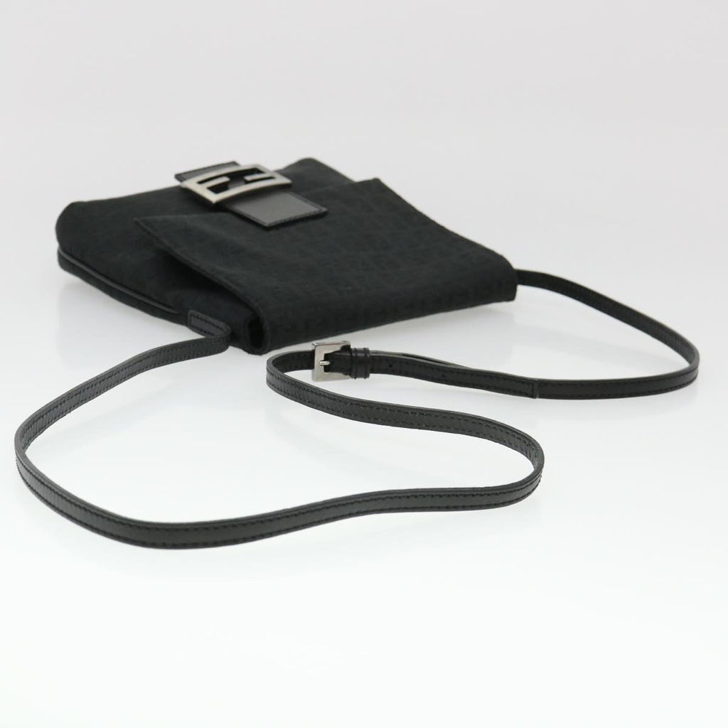 FENDI Zucchino Canvas Shoulder Bag Black 2288-8BT075-JQ5-088 rd4687