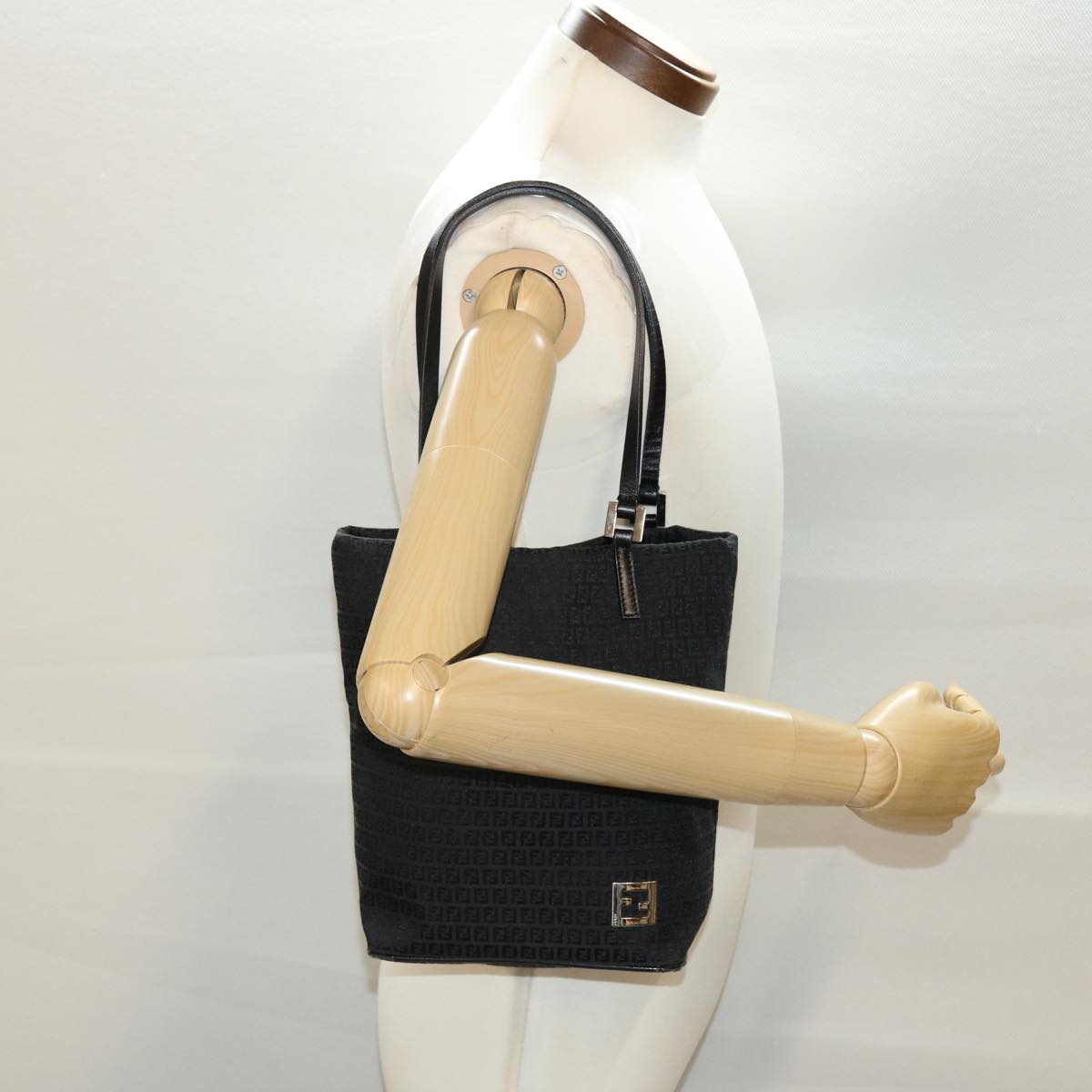 FENDI Zucchino Canvas Tote Bag Black 2415-8BH051-029 rd5147