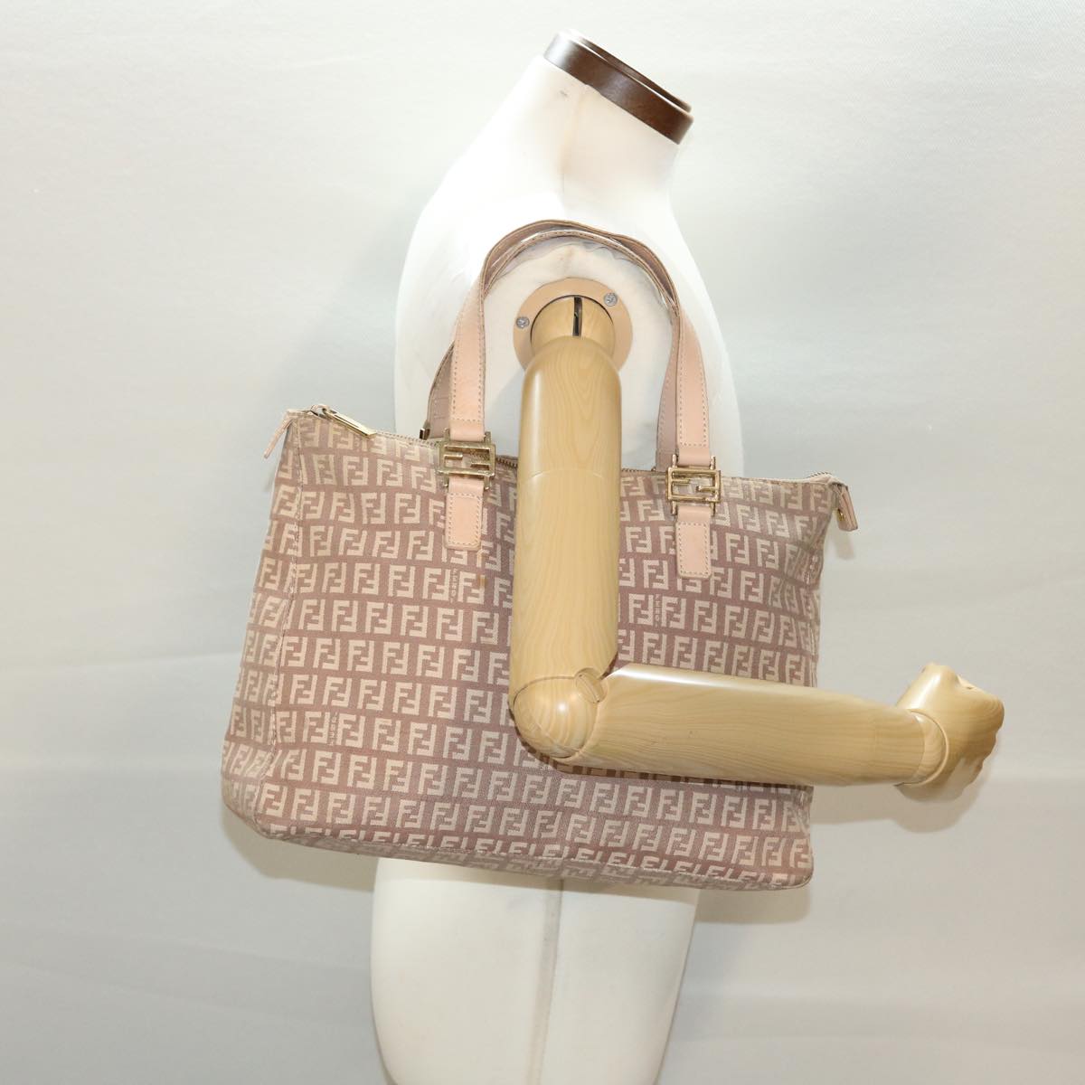 FENDI Zucchino Canvas Hand Bag Pink 2201-8BH138-LPN-068 rd5154