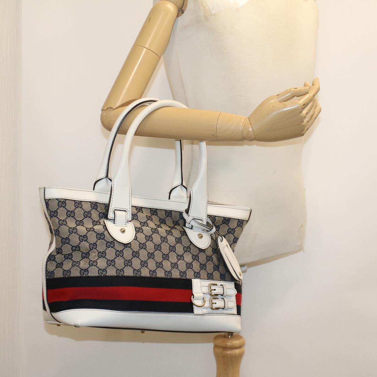 GUCCI GG Canvas Sherry Line Shoulder Bag Gray Red Navy 257085 rd5254