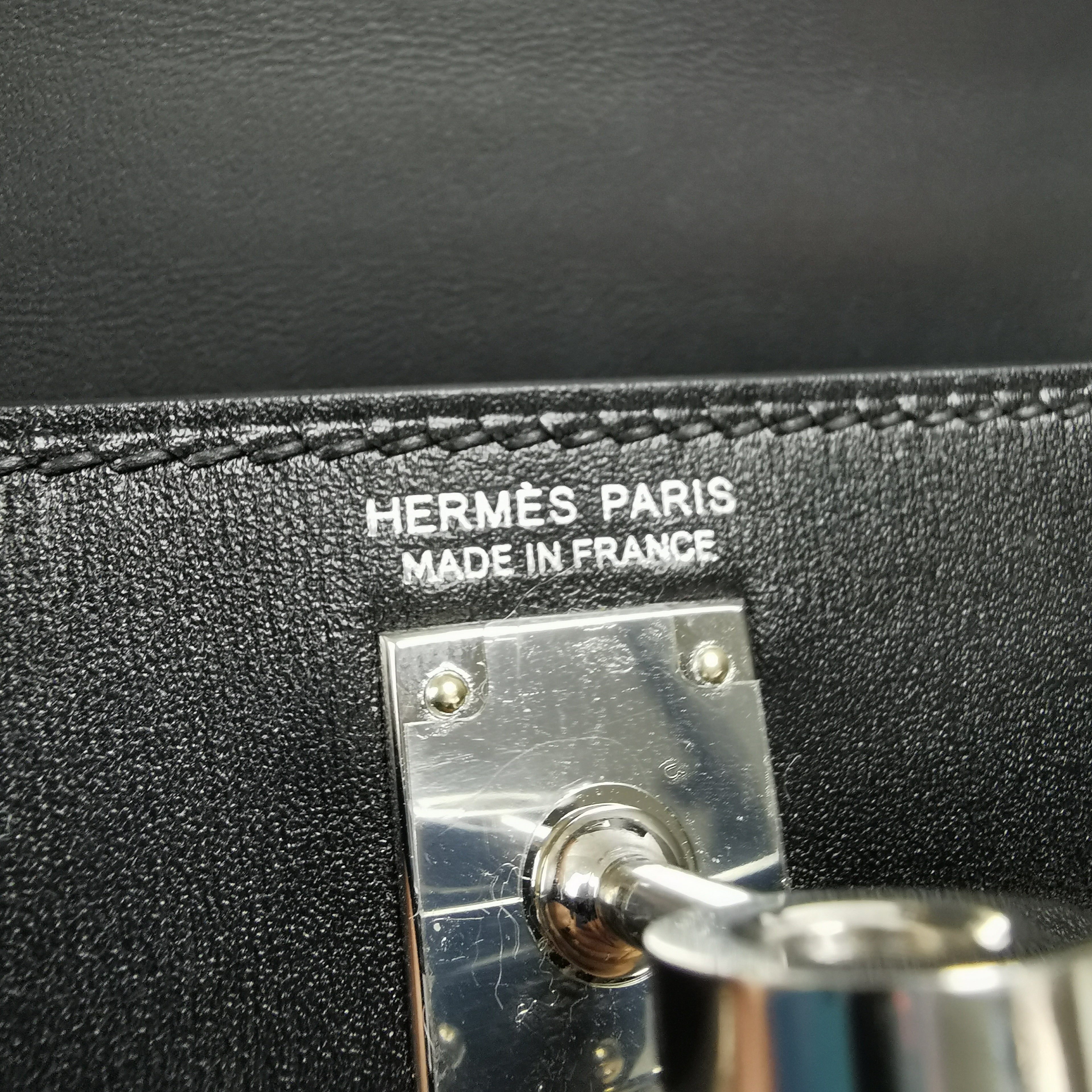 HermÃƒÆ’Ã‚Â¨s Kelly Mini Black Box Calfskin Palladium