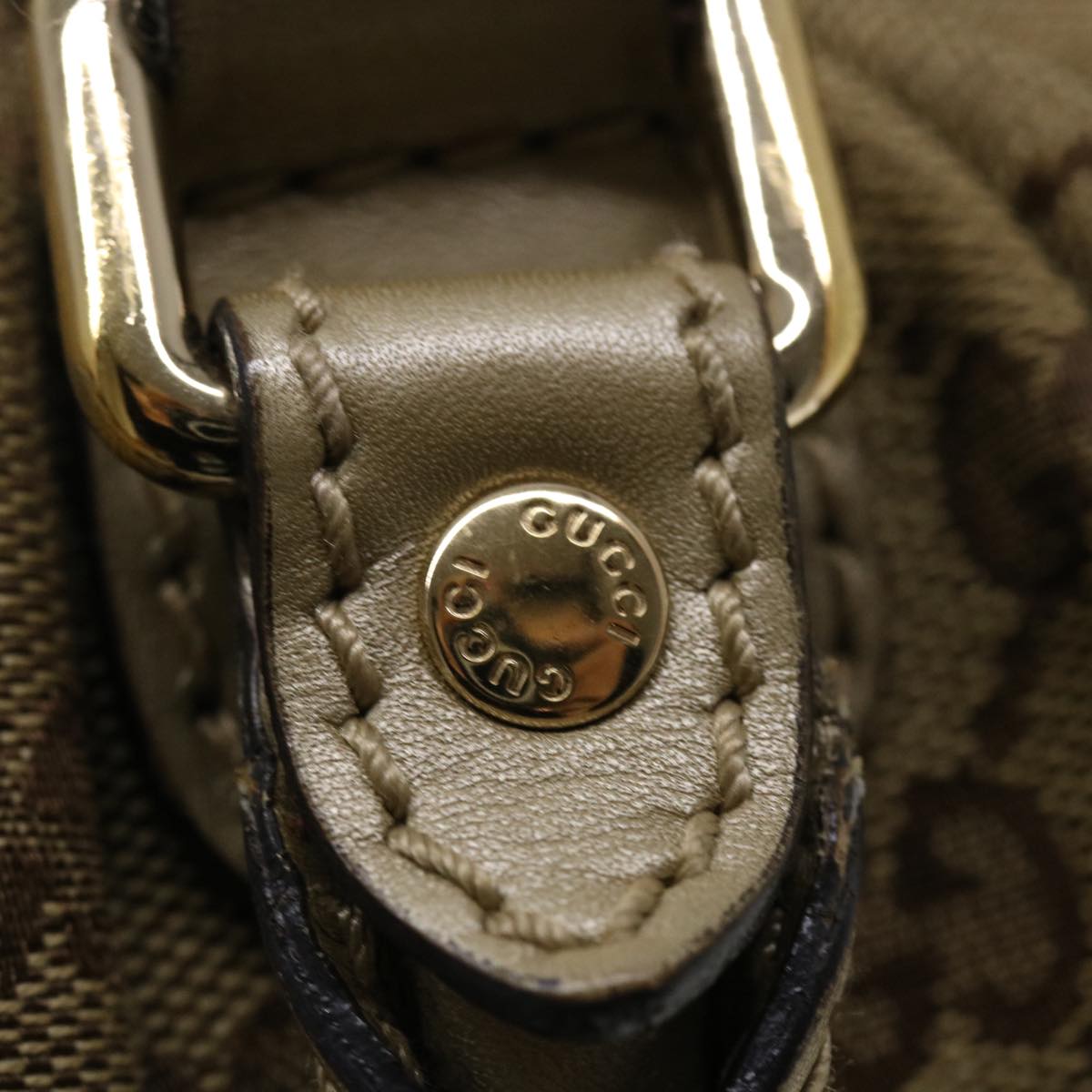 GUCCI GG Canvas Shoulder Bag Beige 247902 ro787