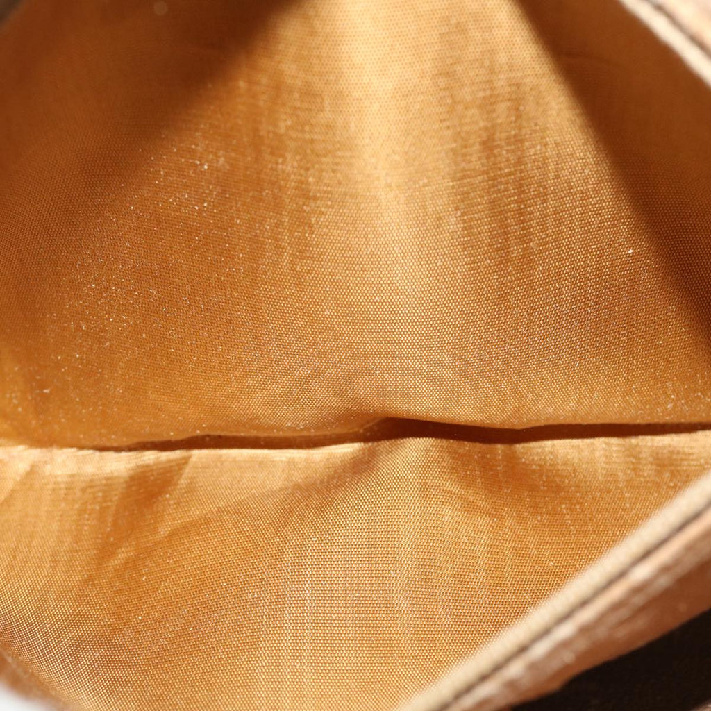 GUCCI GG Plus Canvas Shoulder Bag PVC Leather Beige ro789