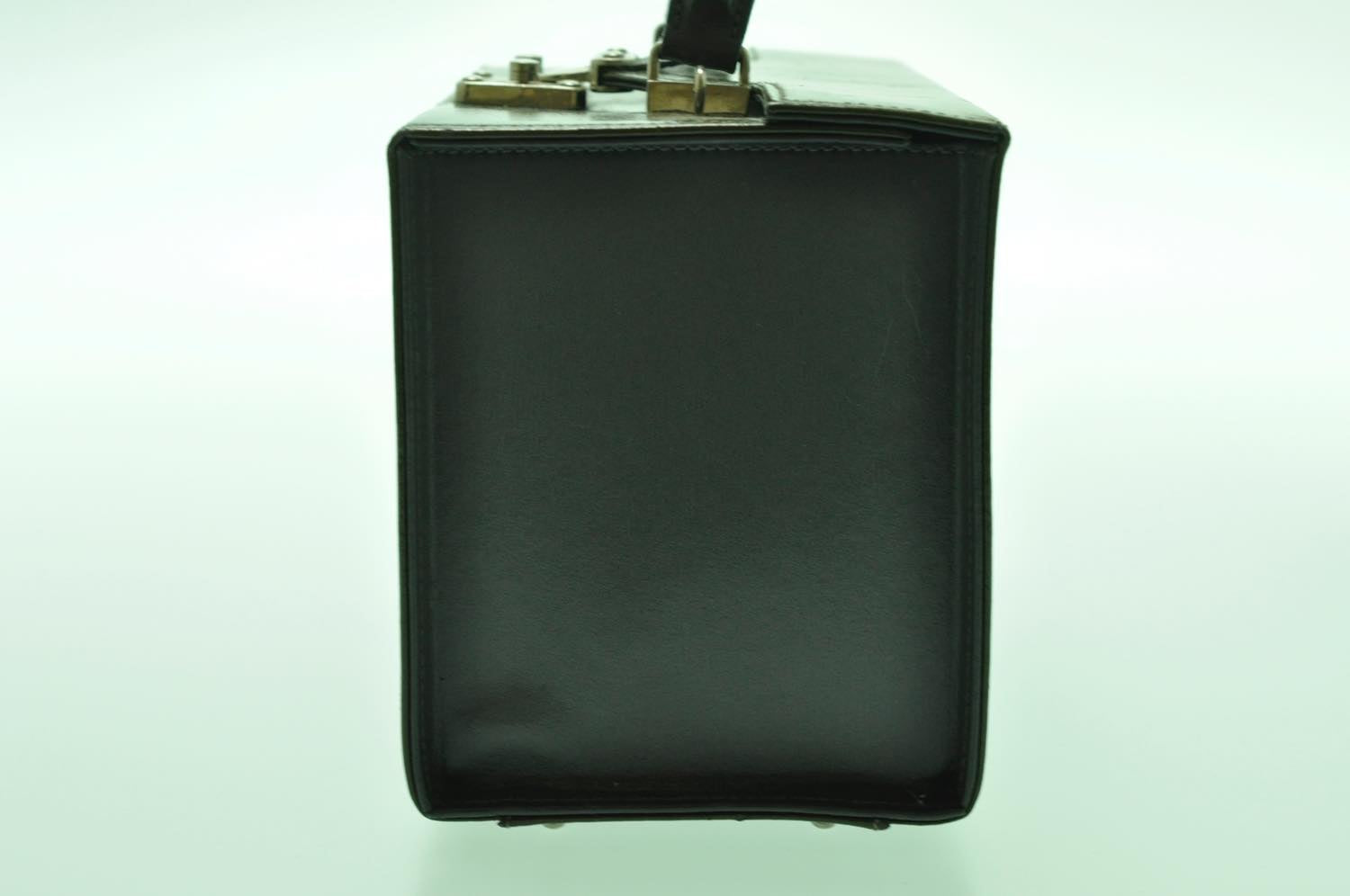 FENDI 2Way Green Hand Bag Green am1063s
