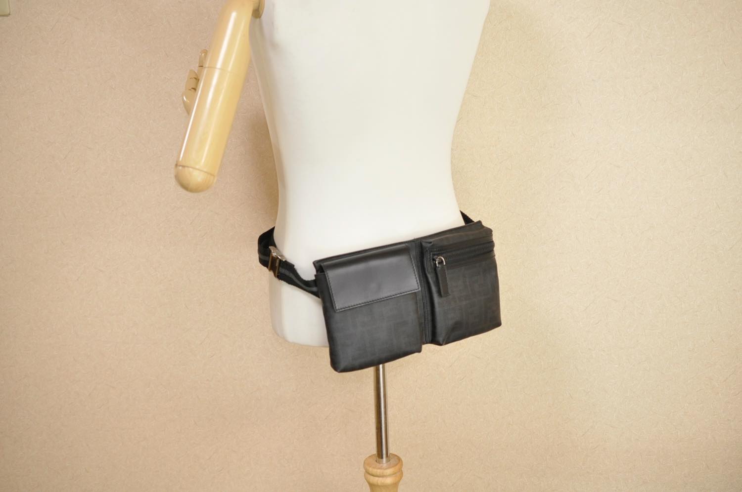 FENDI Zucca Leather Waist Bag Leather Black am1321s