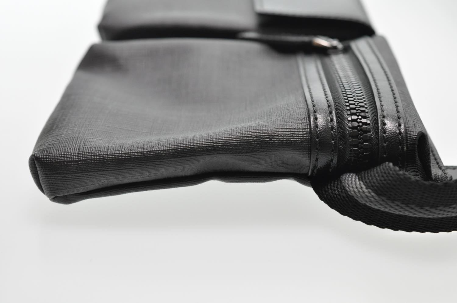 FENDI Zucca Leather Waist Bag Leather Black am1321s