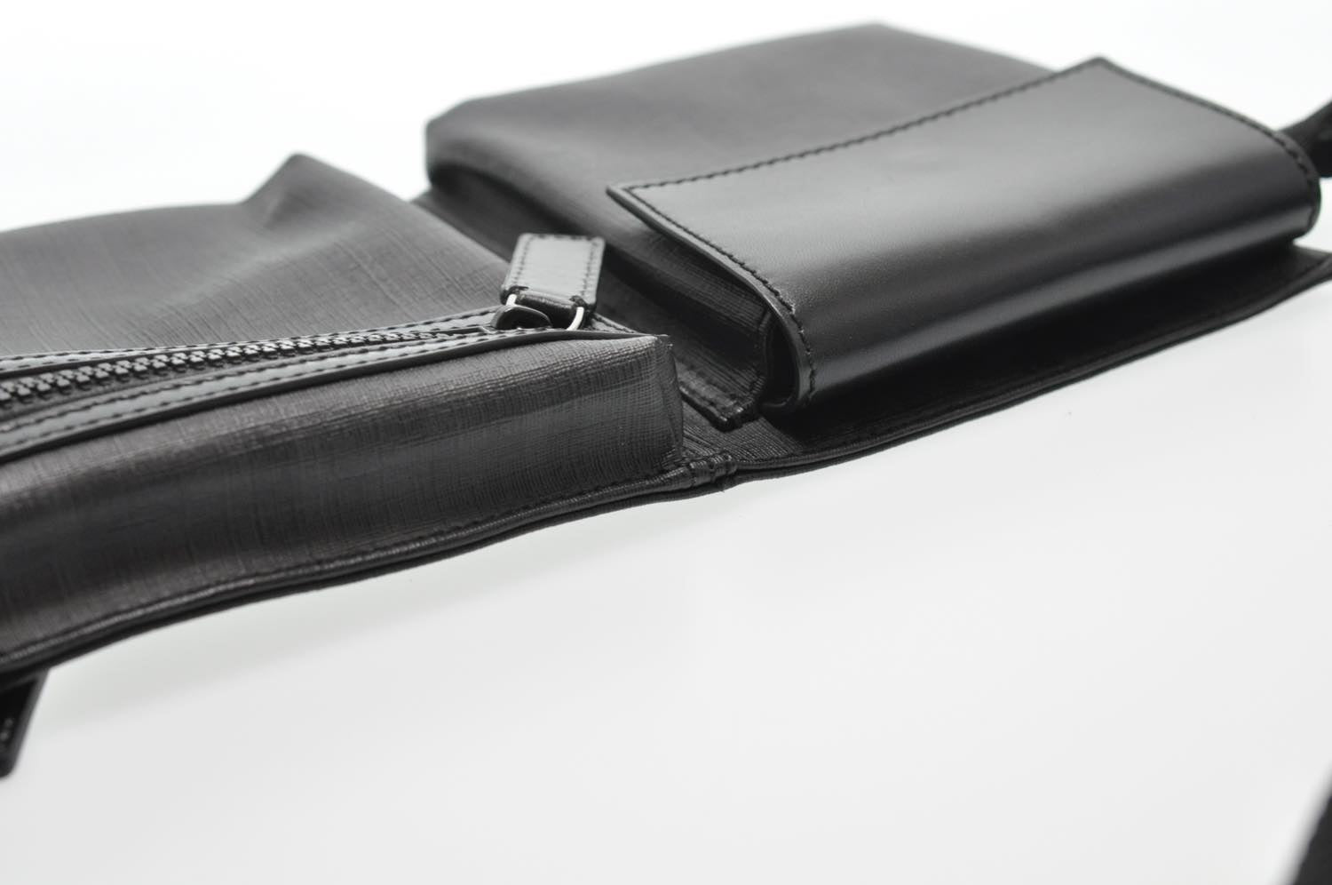 FENDI Zucca Leather Waist Bag Leather Black am1321s