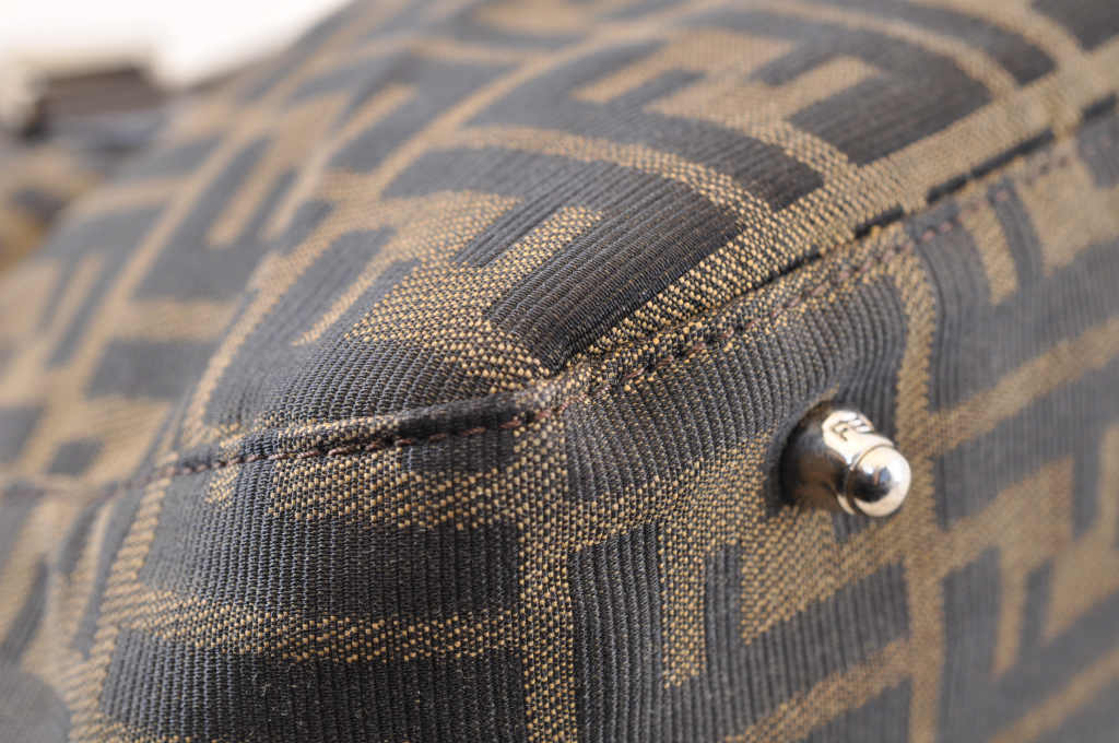 FENDI Zucca Canvas Hand Bag Brown Black am1412s