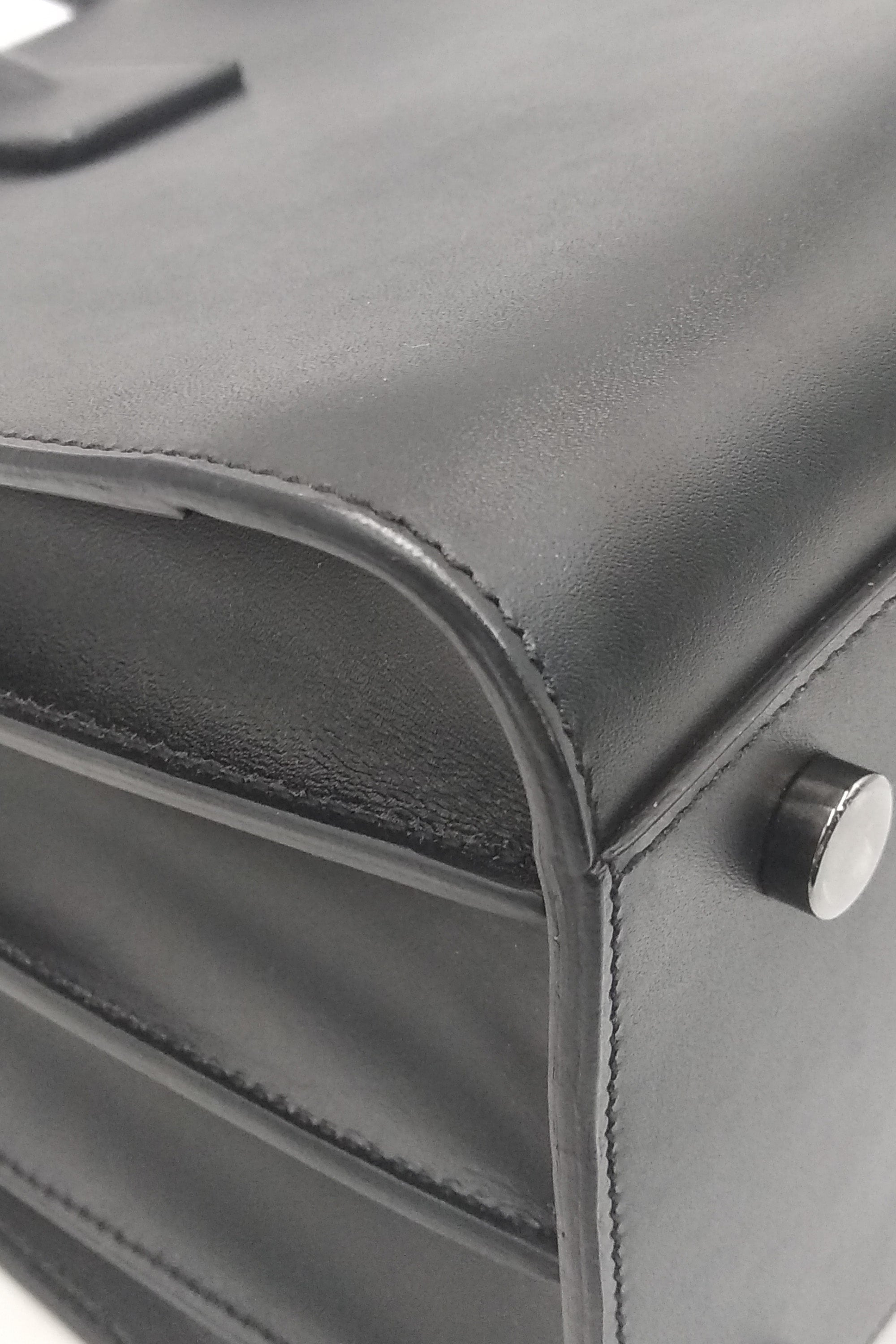 Classic Small Sac De Jour Black in Smooth Leather Black
