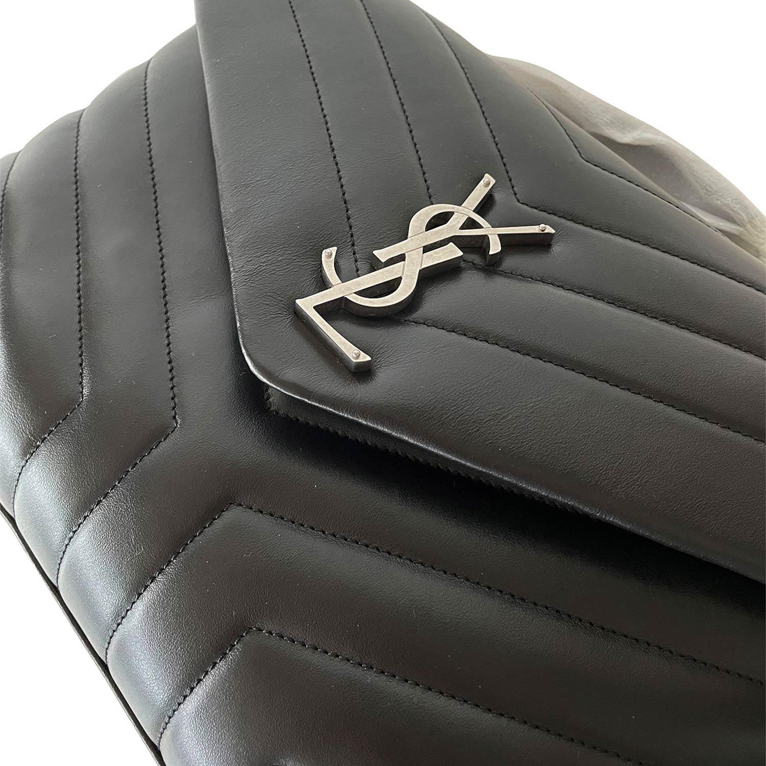 Saint Laurent Medium MatelassÃƒÆ’Ã‚Â© LouLou Bag