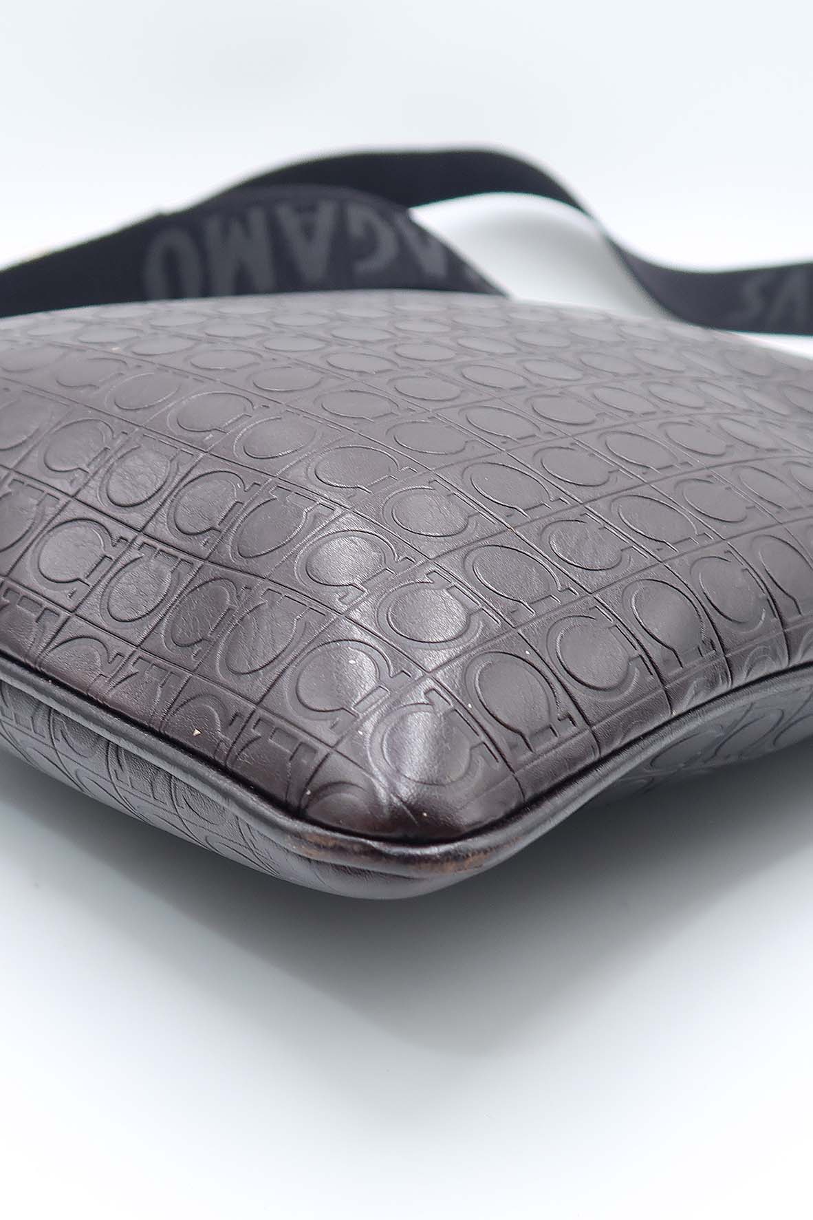 Messenger Sling Bag Black
