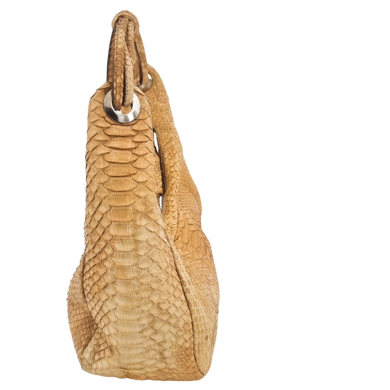 Soft handbag beige exotic