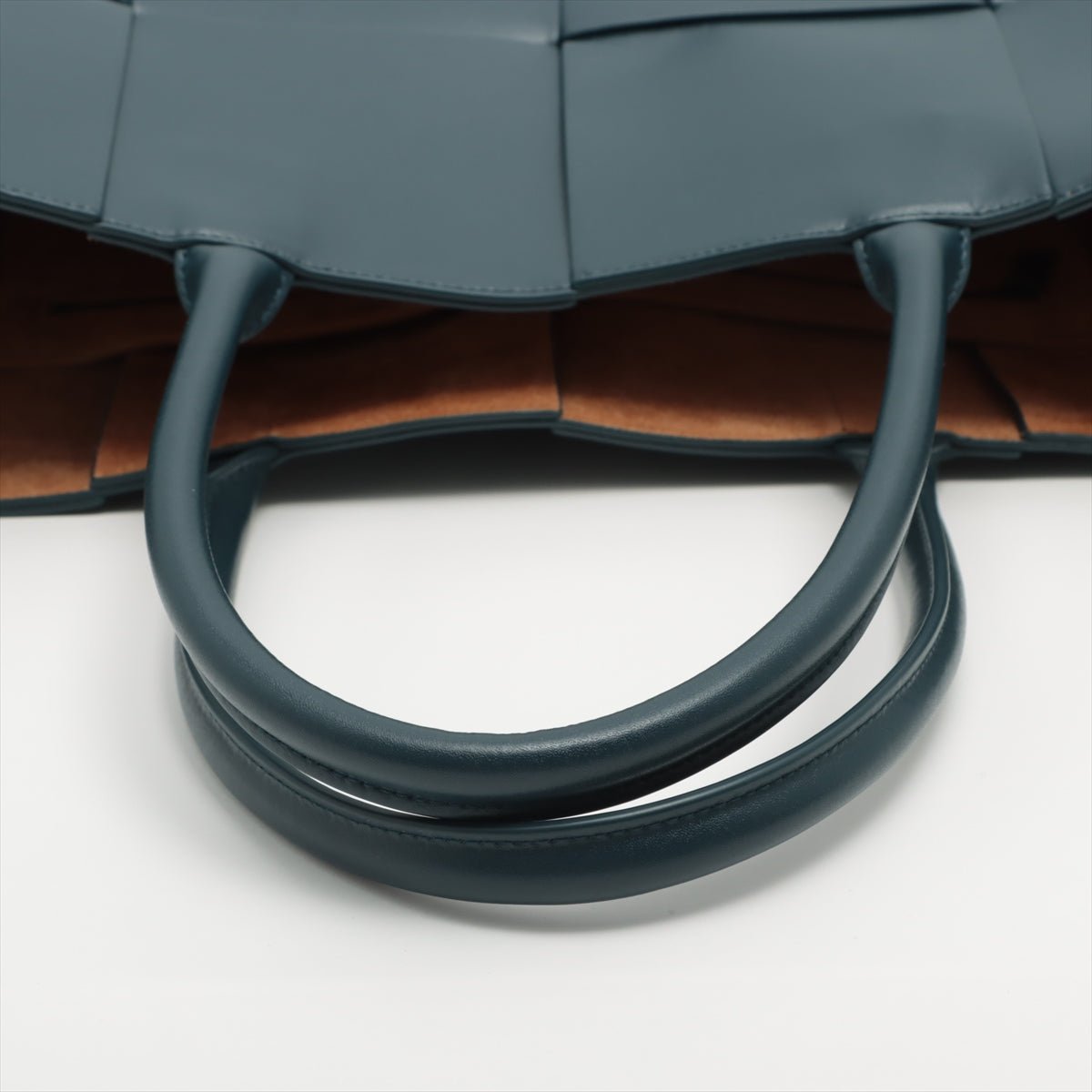 Large Arco Tote in Blue Navy Intrecciato Leather