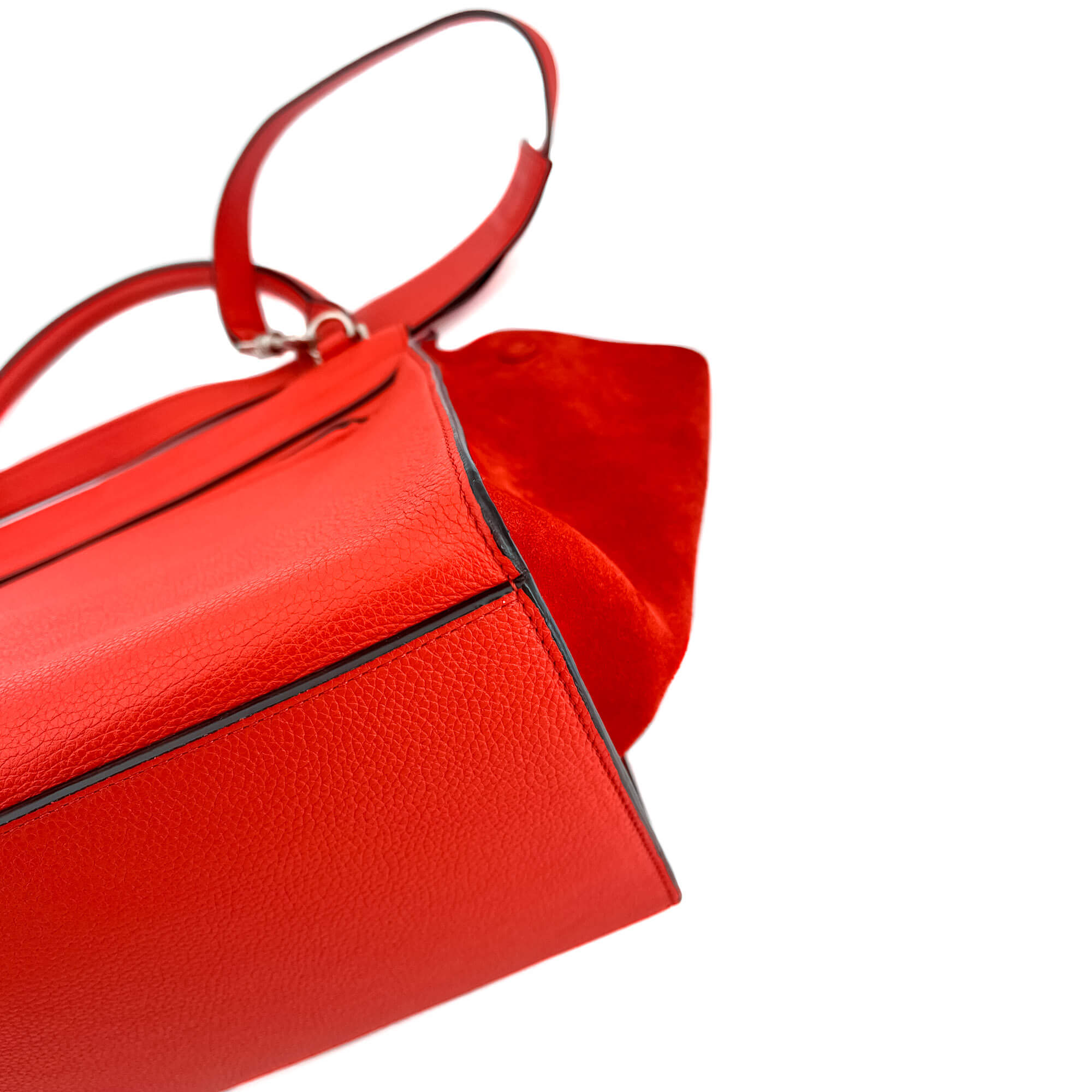 Trapeze Medium Leather Red Bag