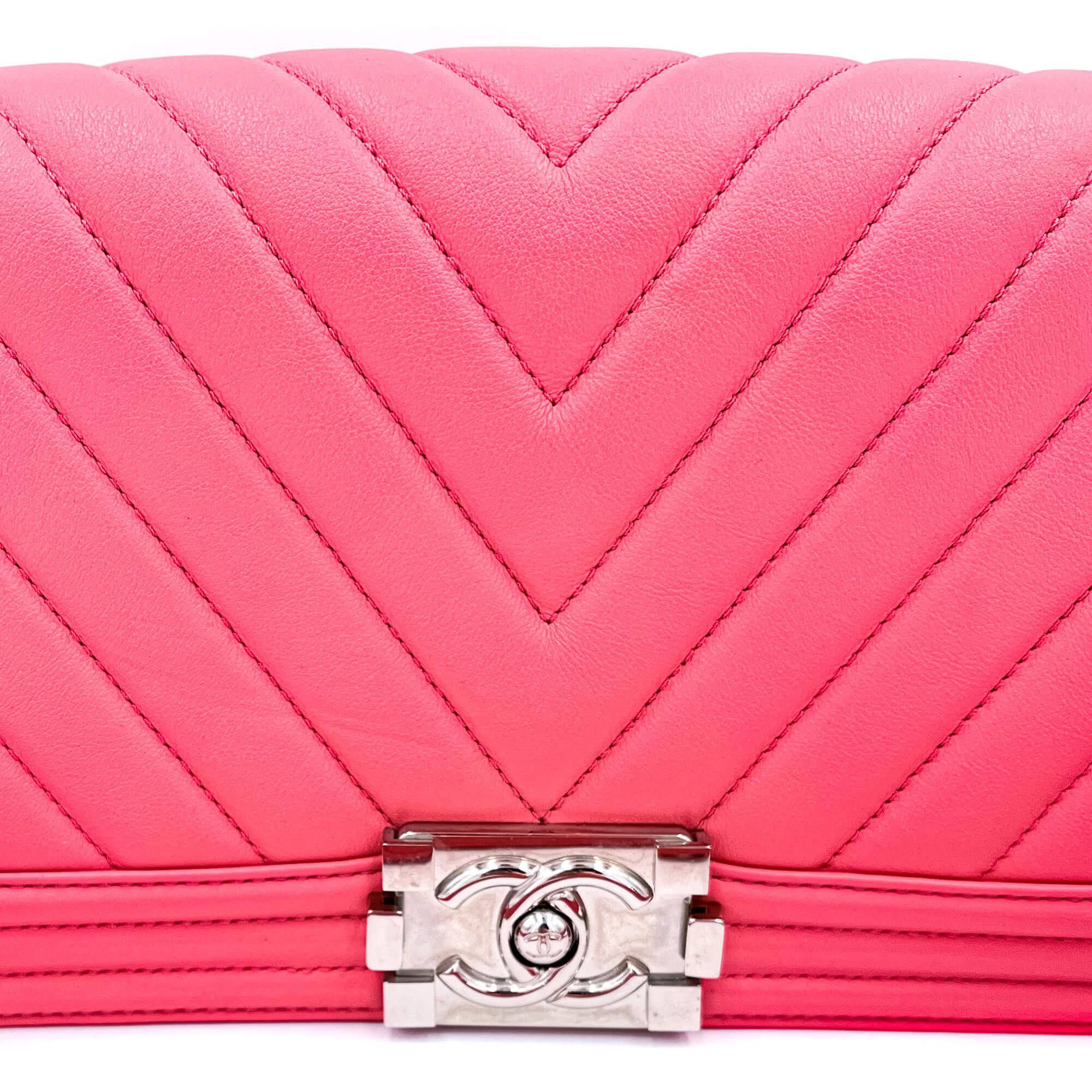 Boy Medium Chevron Calfskin Pink Bag