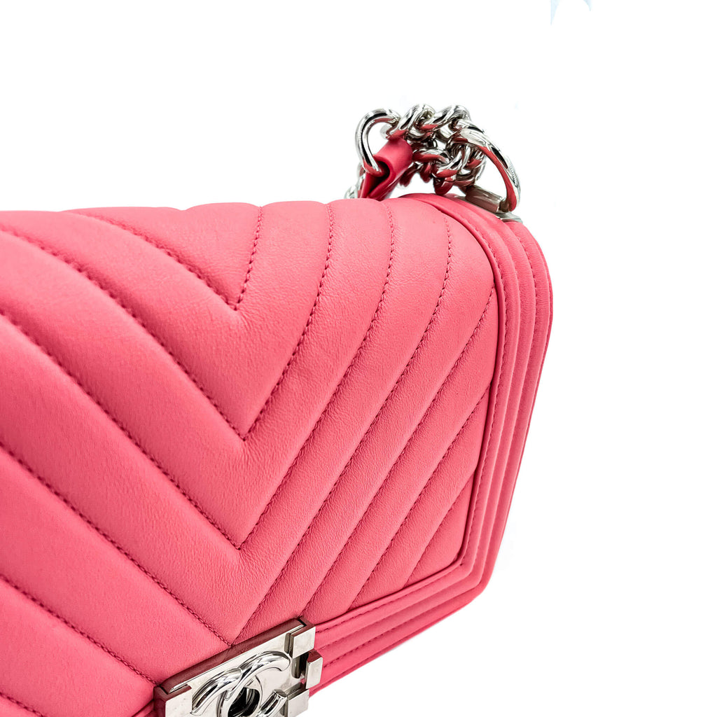 Boy Medium Chevron Calfskin Pink Bag