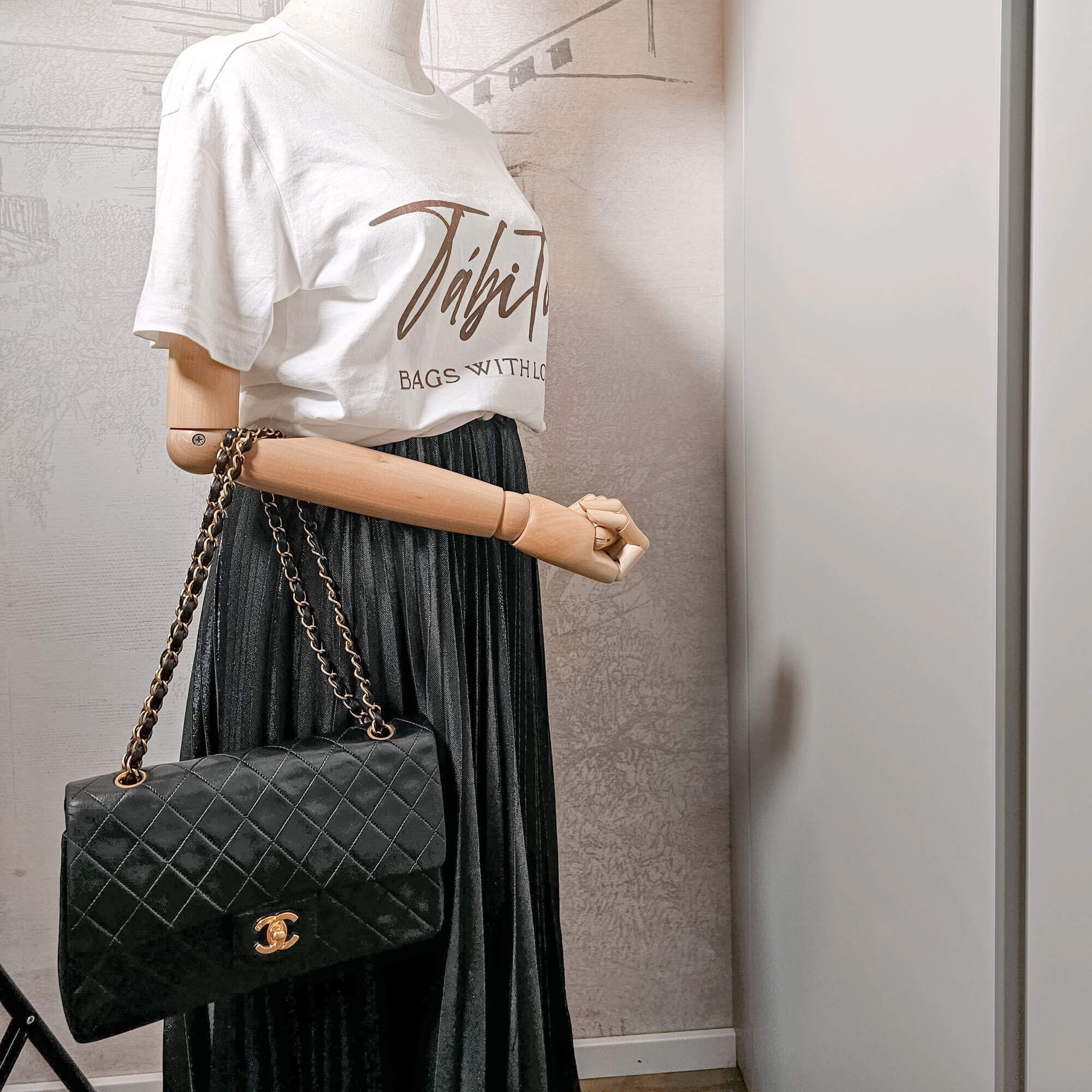 Classic Double Flap Chain Bag Black Leather Medium