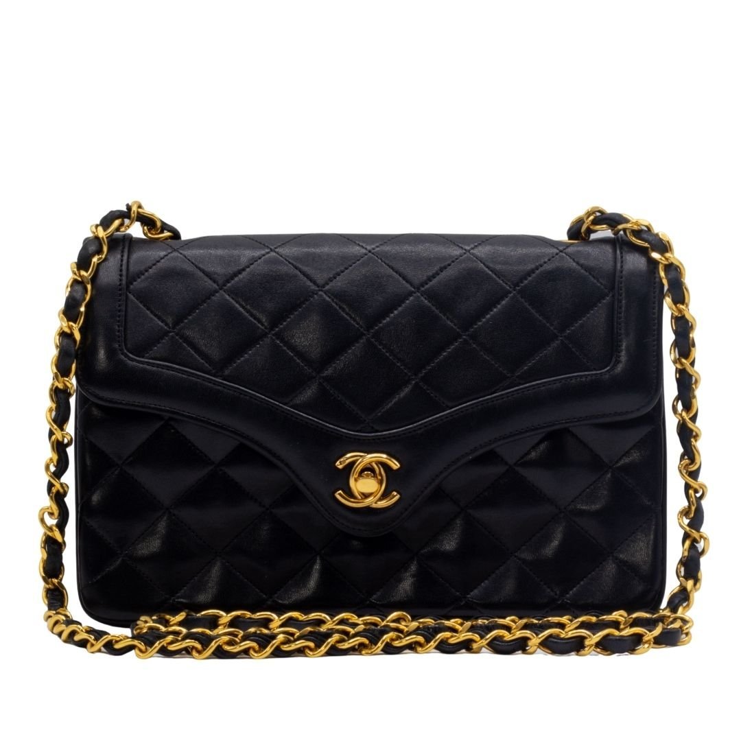 Classic Flap Bag in Black MatelassÃƒÆ’Ã‚Â© Leather
