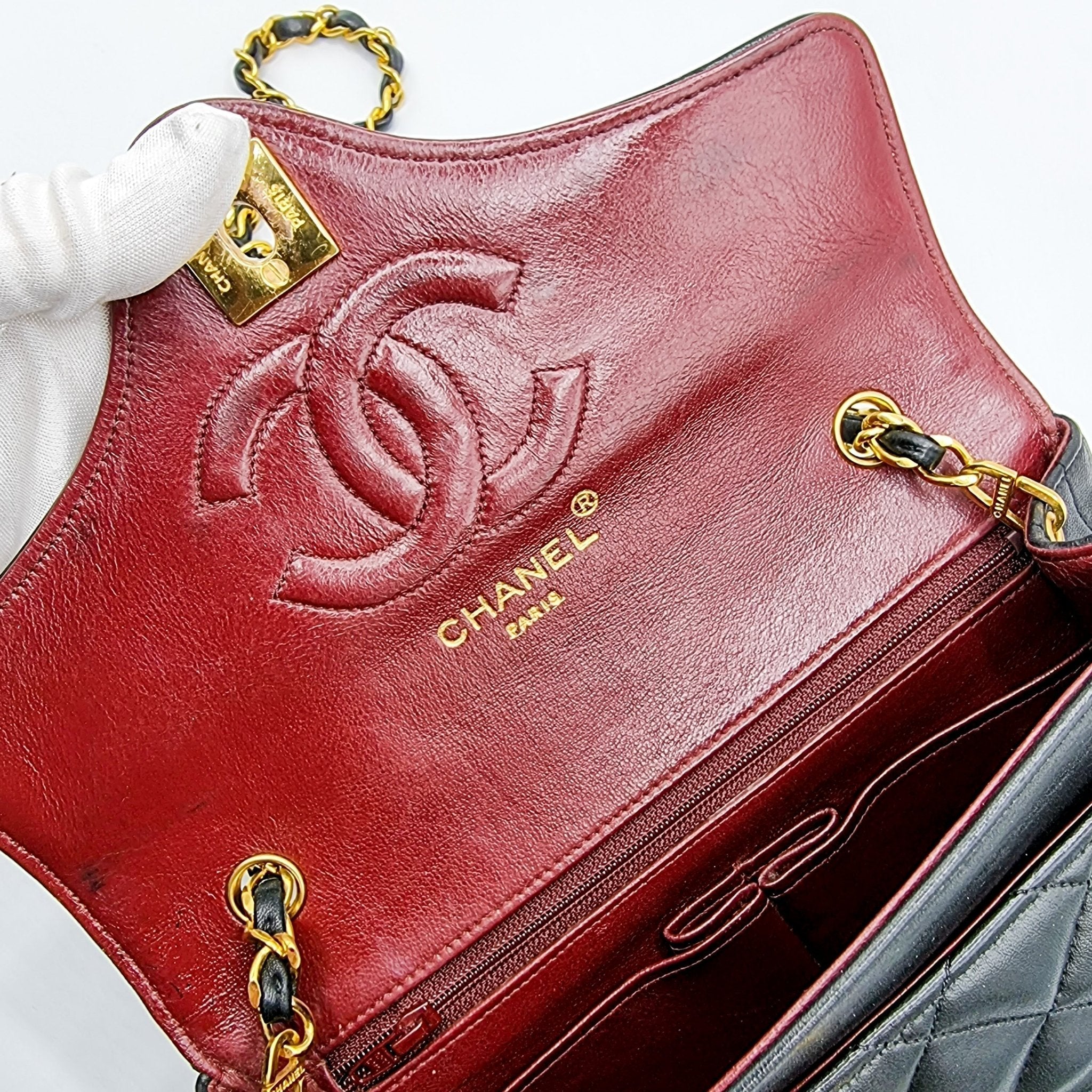 Classic Flap Bag in Black MatelassÃƒÆ’Ã‚Â© Leather