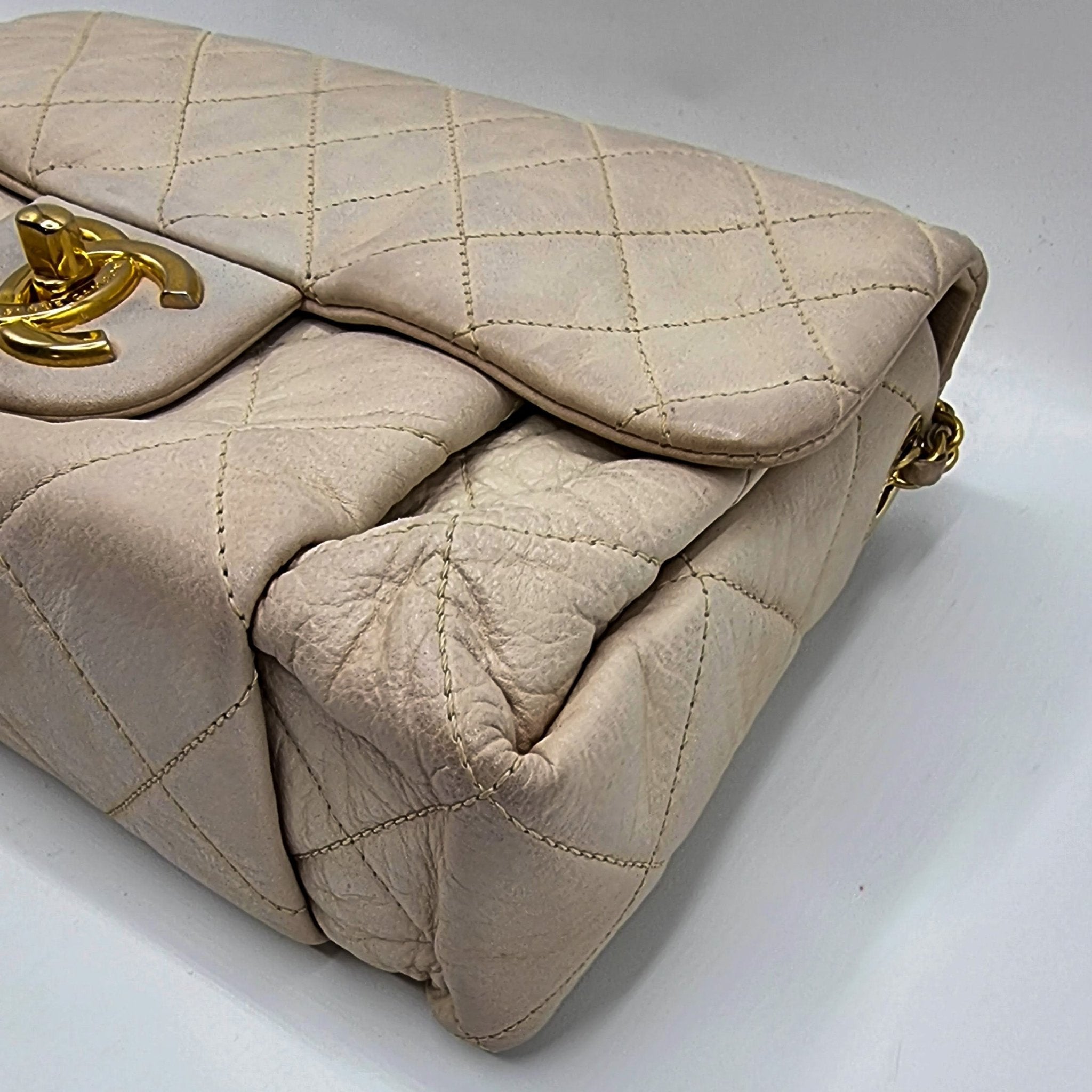 Classic Flap White Lambskin Leather