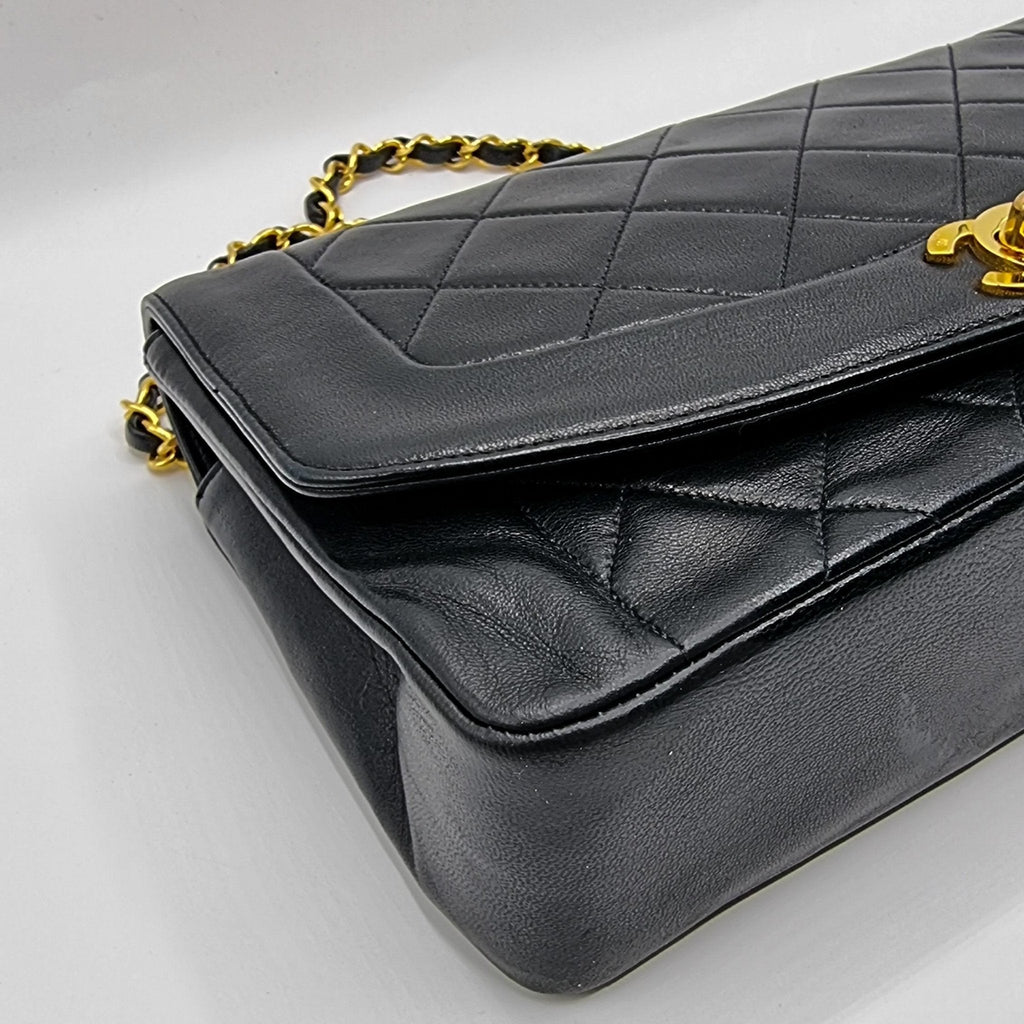 Diana Medium Black Lambskin Gold Vintage