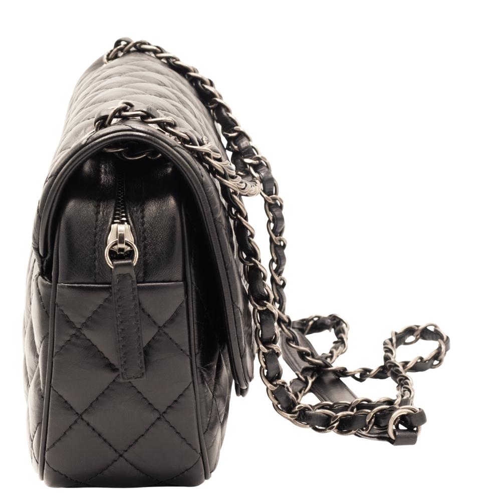 Easy Flap Zip Black Leather Aged Calfskin