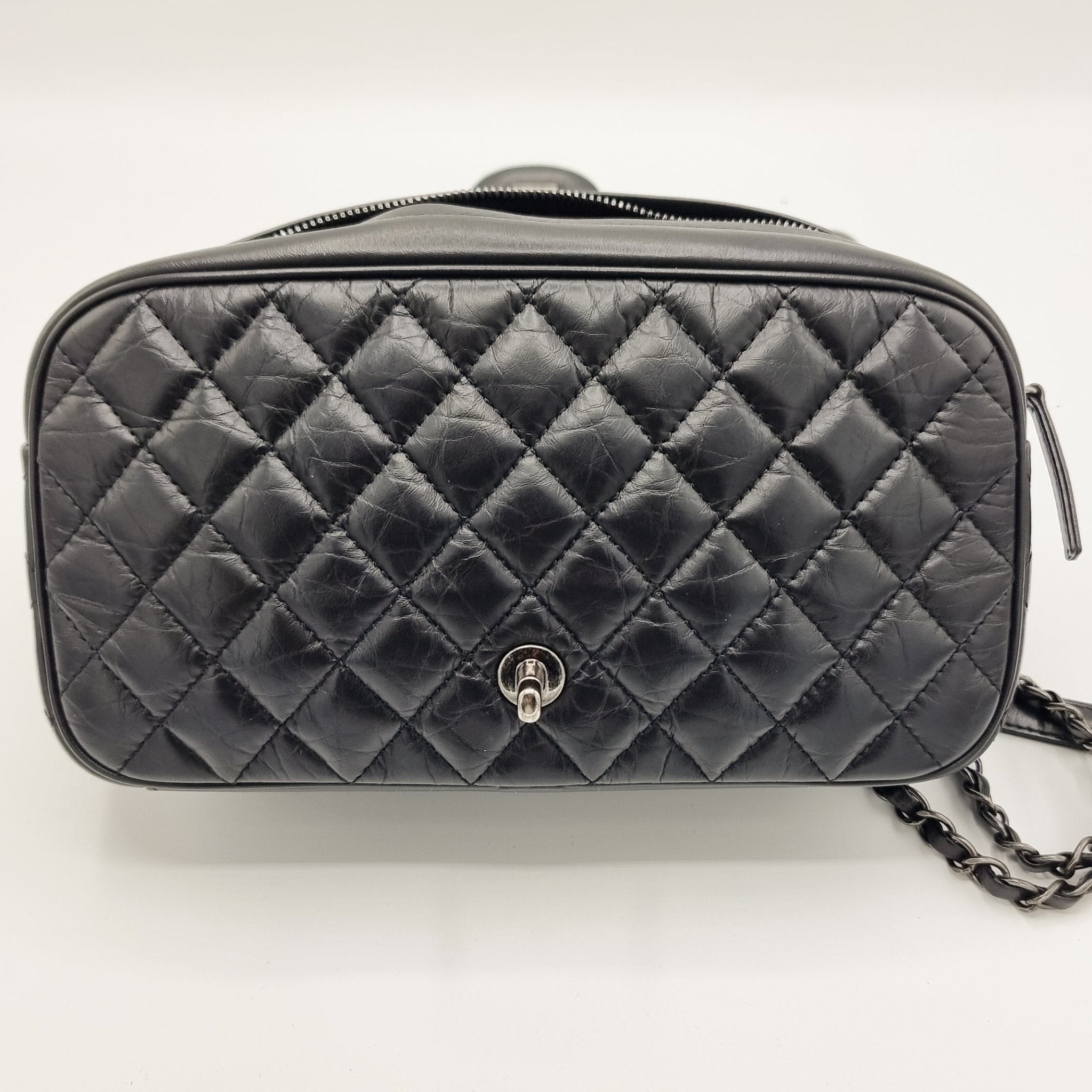 Easy Flap Zip Black Leather Aged Calfskin