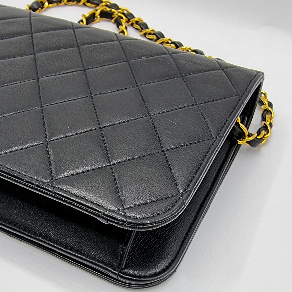 Full Flap Lambskin Leather Shoulder Bag Vintage