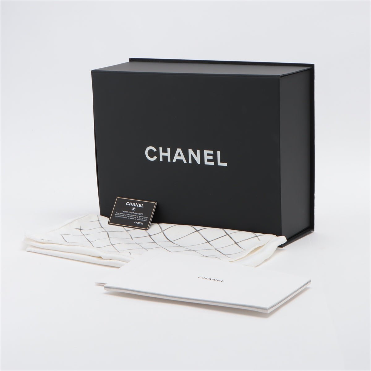 Jumbo Classic Double Flap Black Caviar Leather