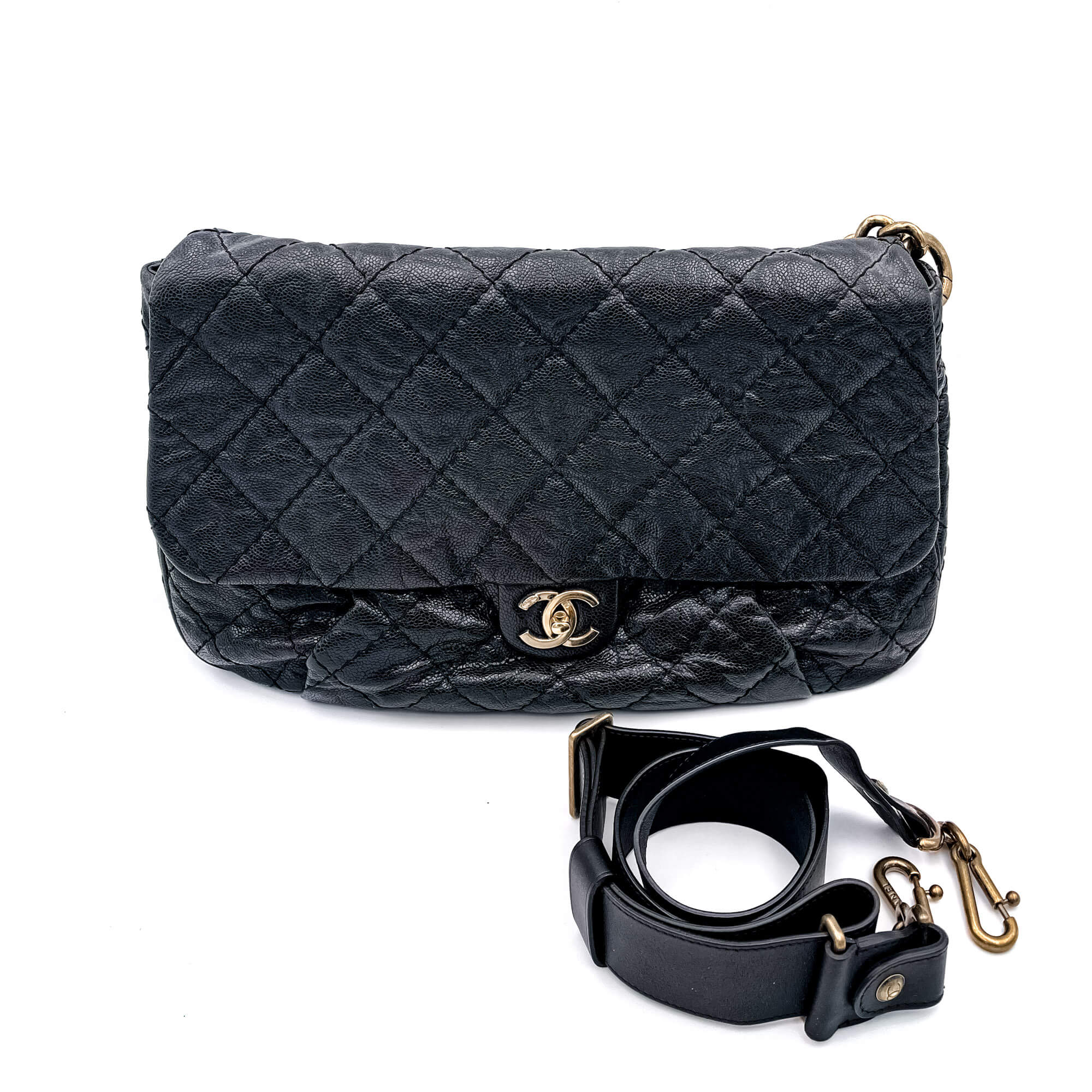 Jumbo Distressed Caviar Black Bag
