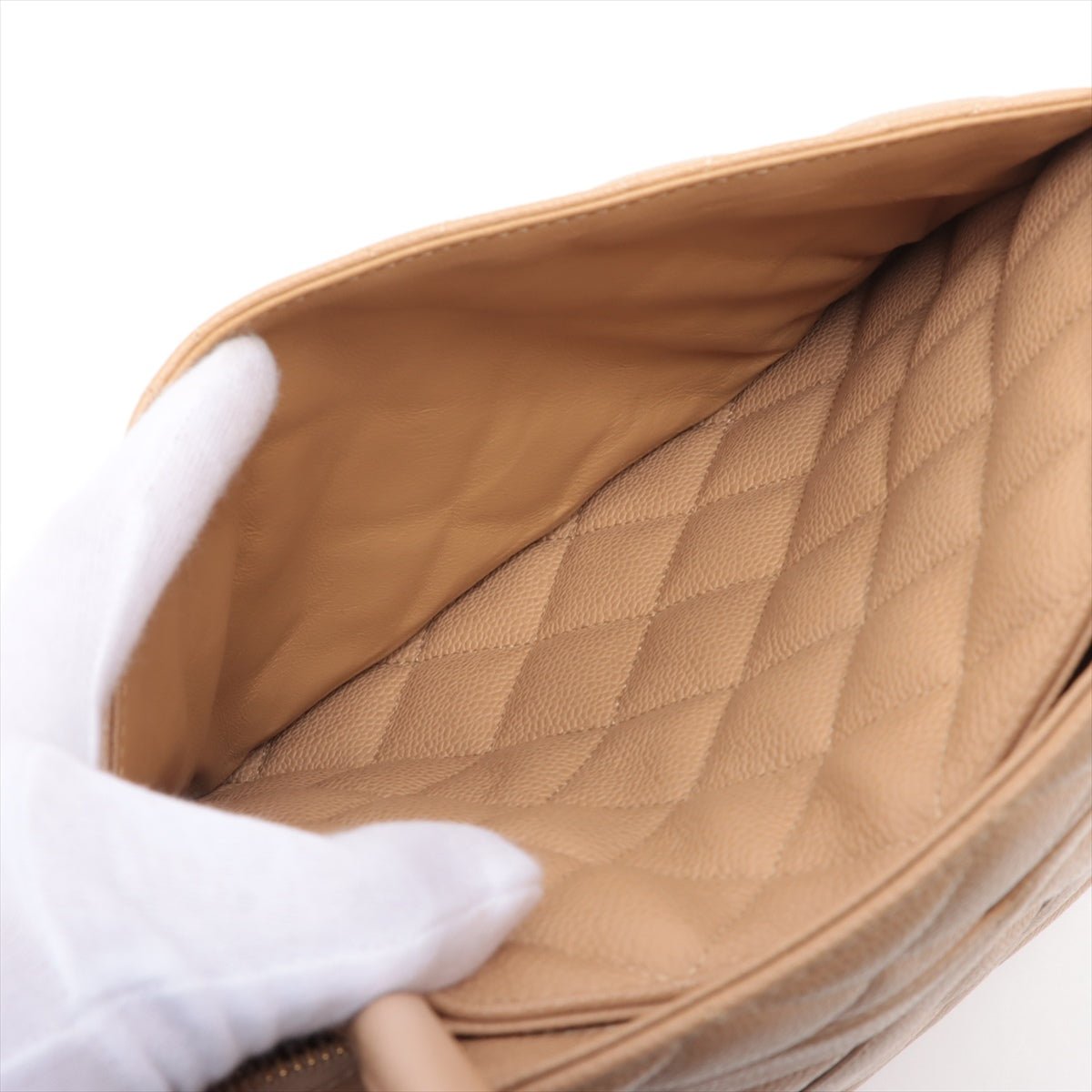 Medallion Tote Bag Beige Caviarskin Gold Metal