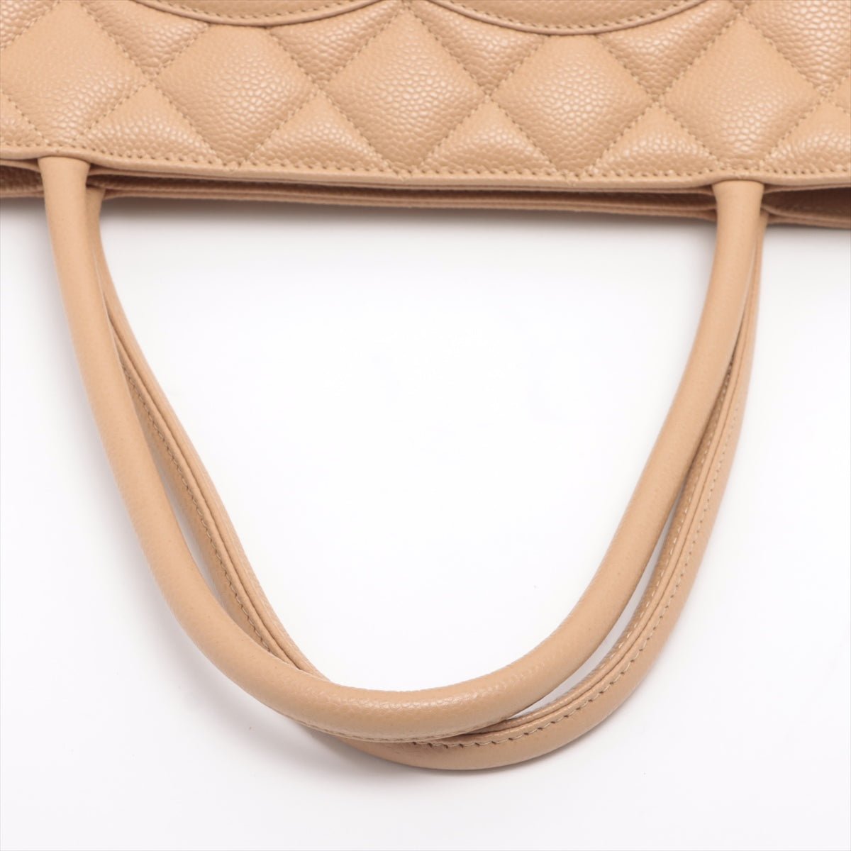 Medallion Tote Bag Beige Caviarskin Gold Metal