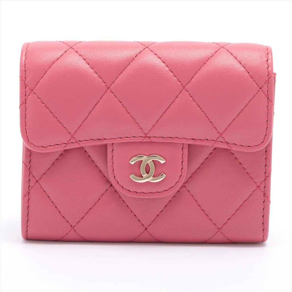 Mini Clutch With Chain in Pink Matelasse Lambskin and Gold