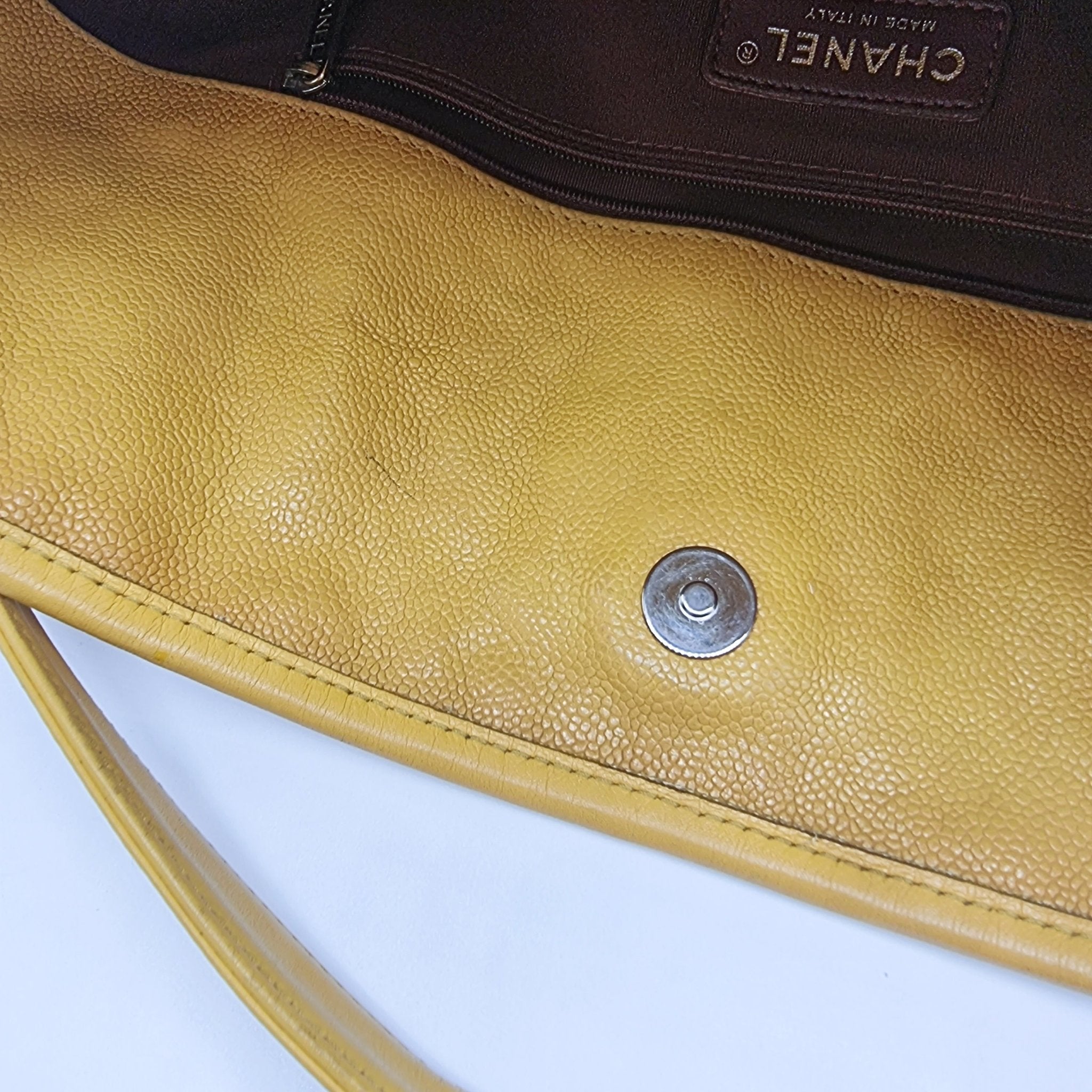 Shoulder Bag Yellow Caviar Leather