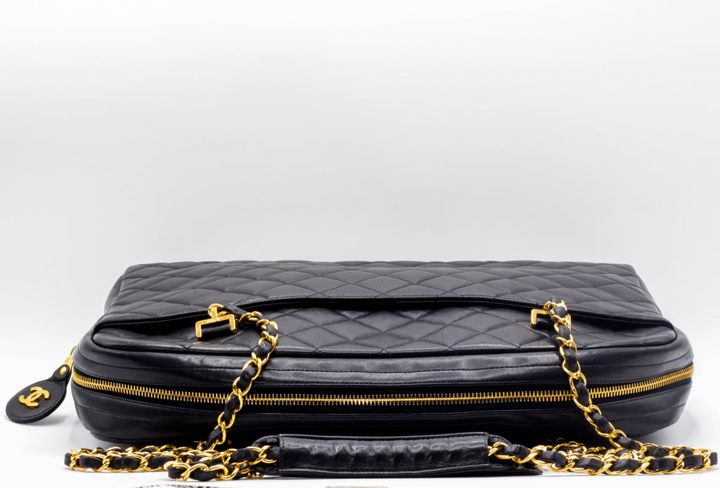Vintage Black MatelassÃƒÆ’Ã‚Â© Lambskin Shoulder Bag