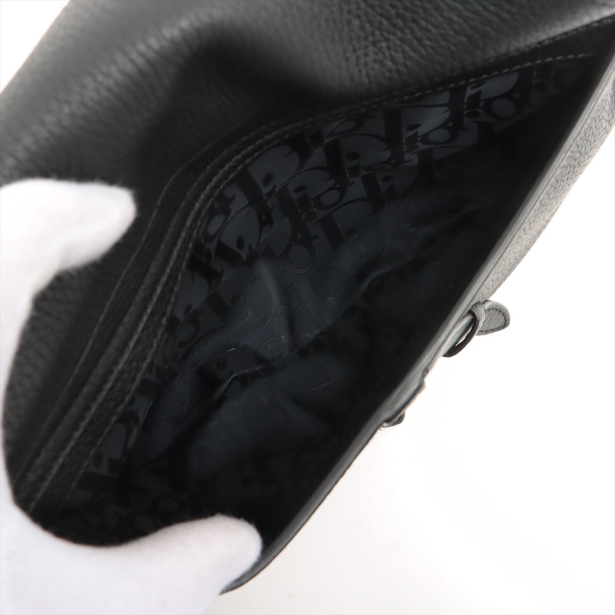 Saddle Soft Bag Black Grained Leather