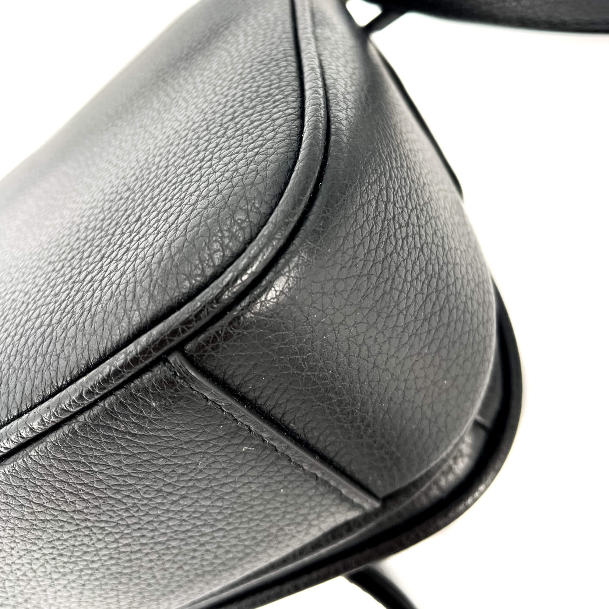 Squared Leather Crossbody Black