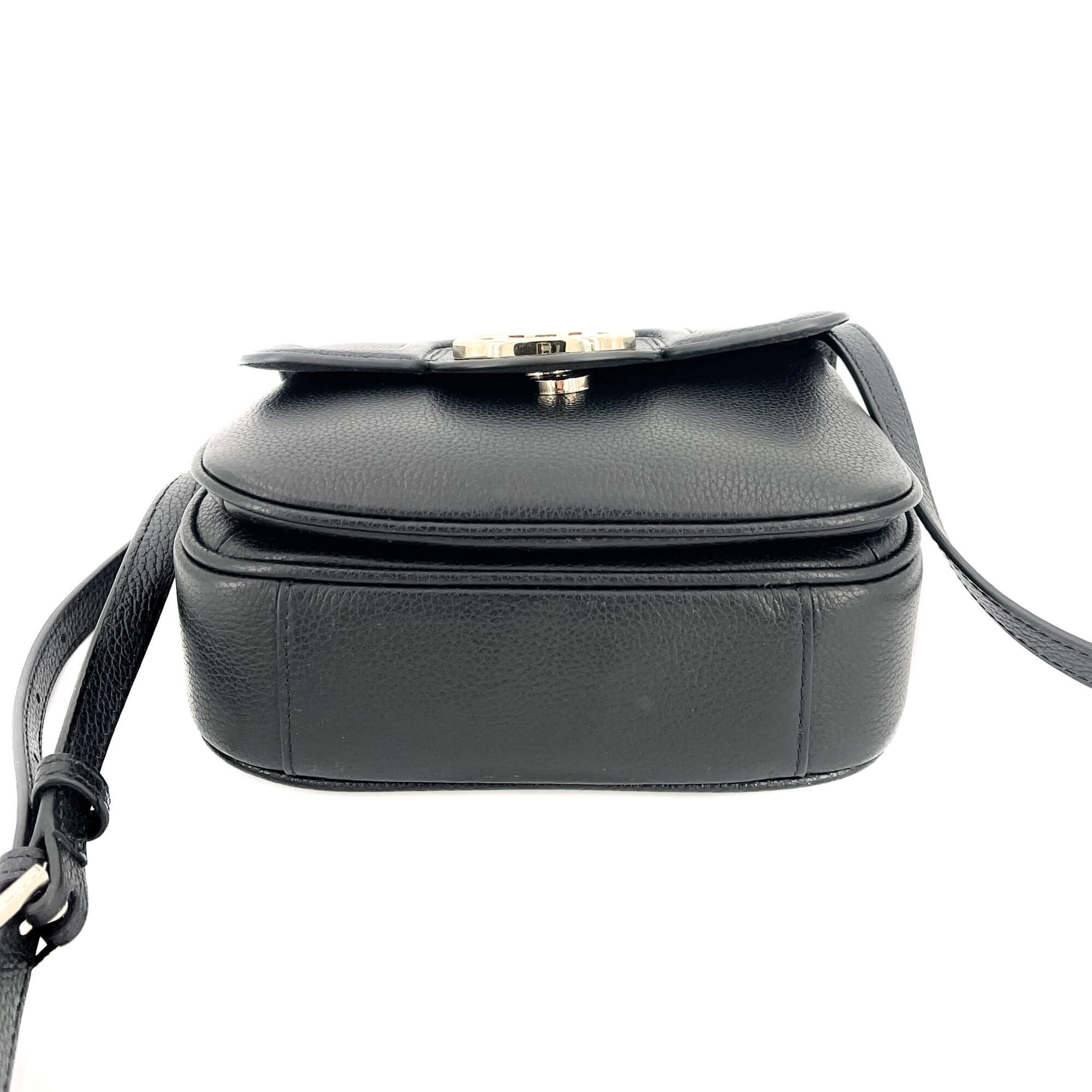 Squared Leather Crossbody Black