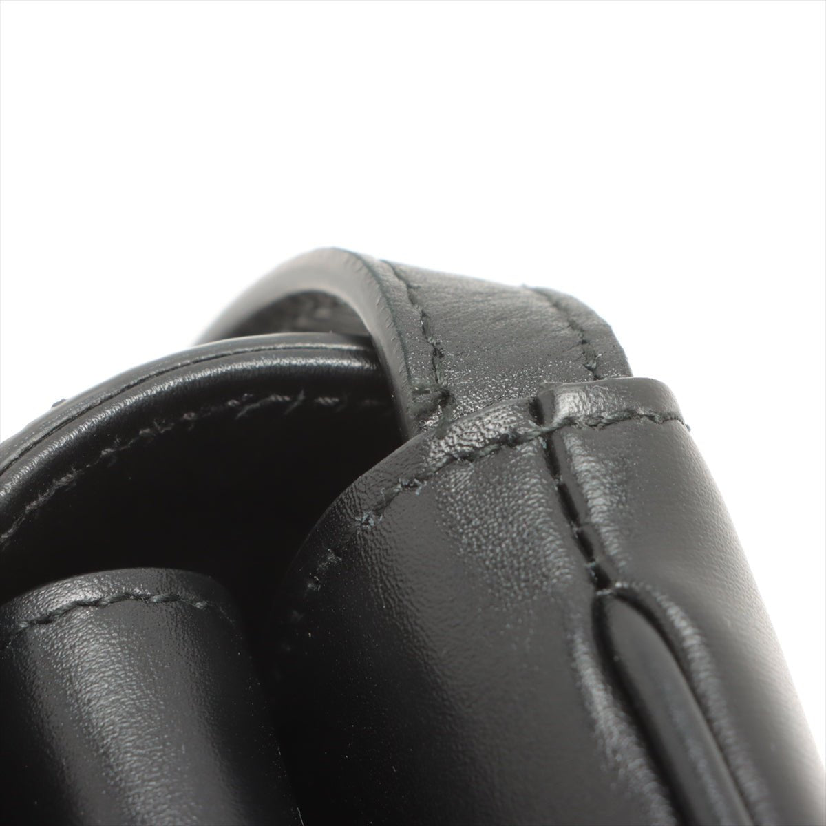Arli Shoulder Bag Black Leather