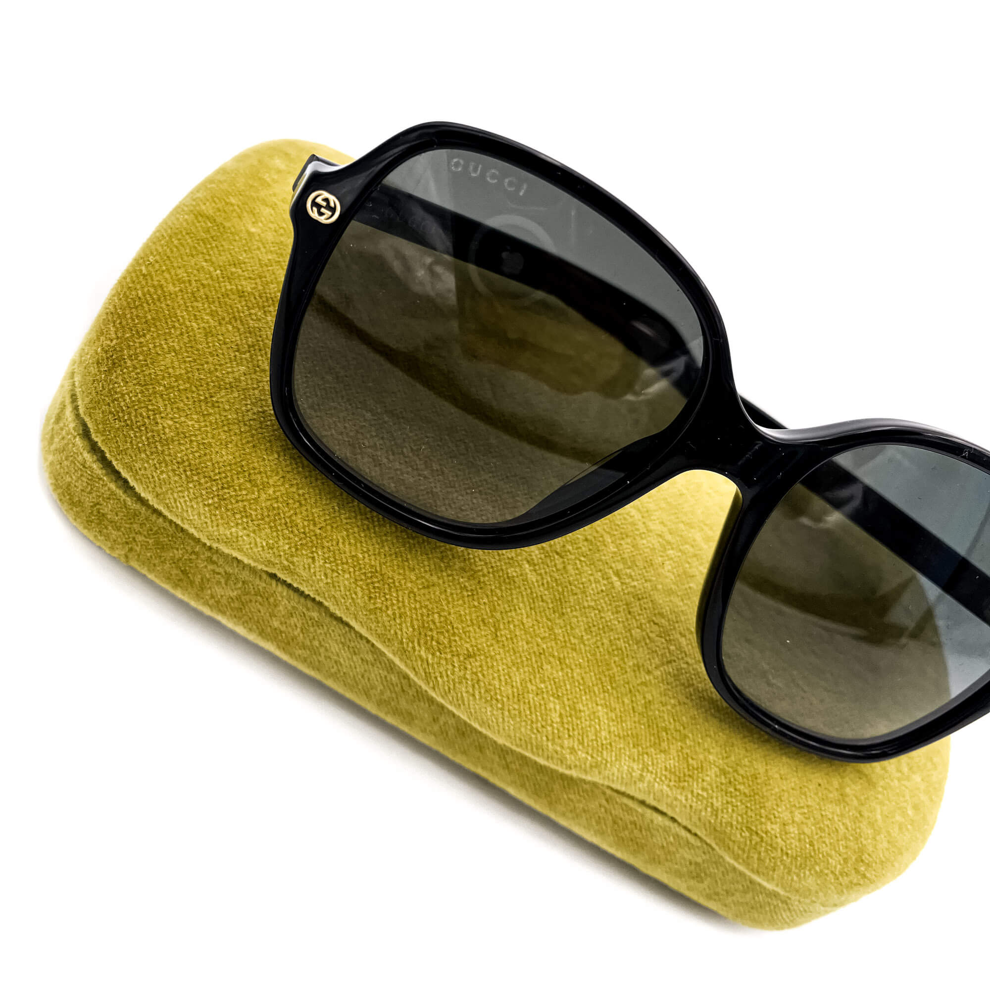 Interlocking Oversized Black Sunglasses